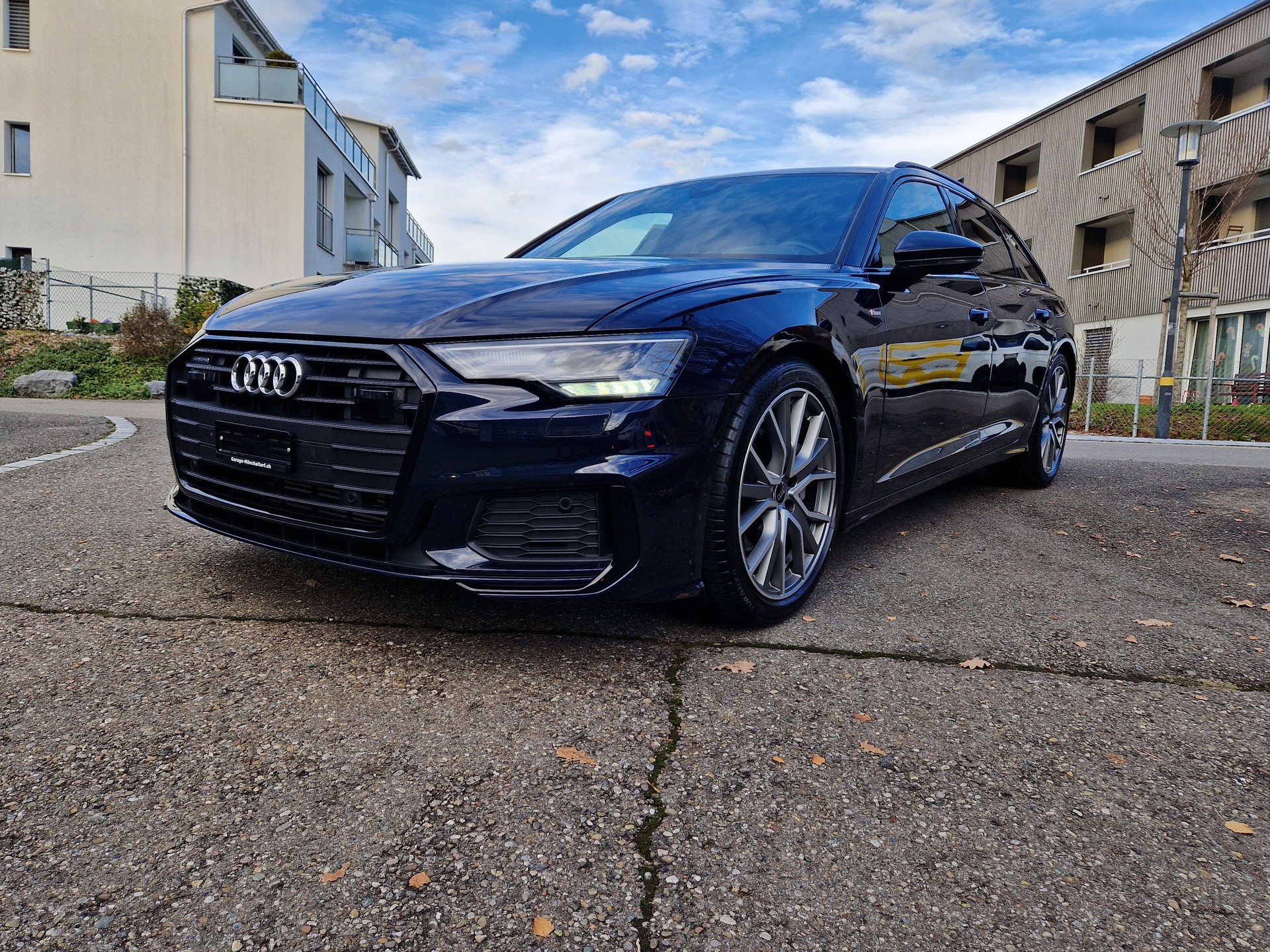 AUDI A6 Avant 45 TFSI Sport S-tronic quattro-image-1