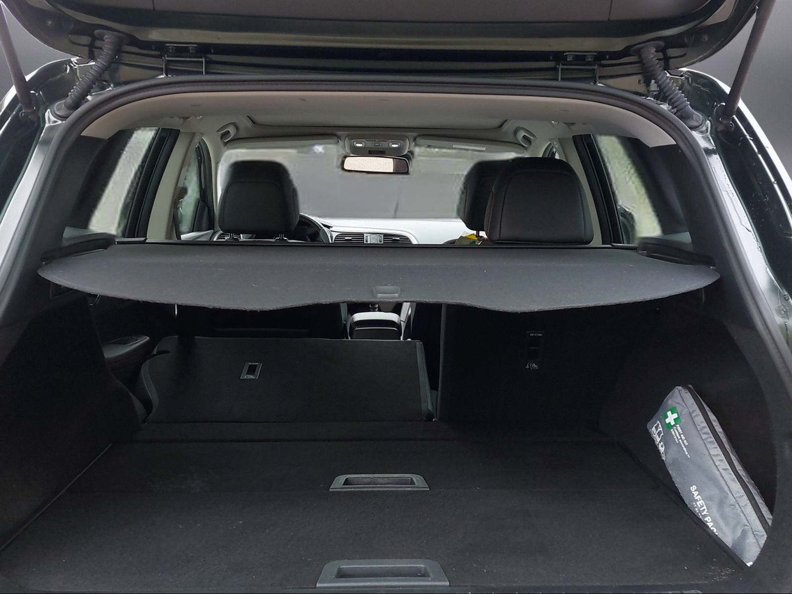 RENAULT Kadjar 1.3 TCe 160 Black Edition-image-8