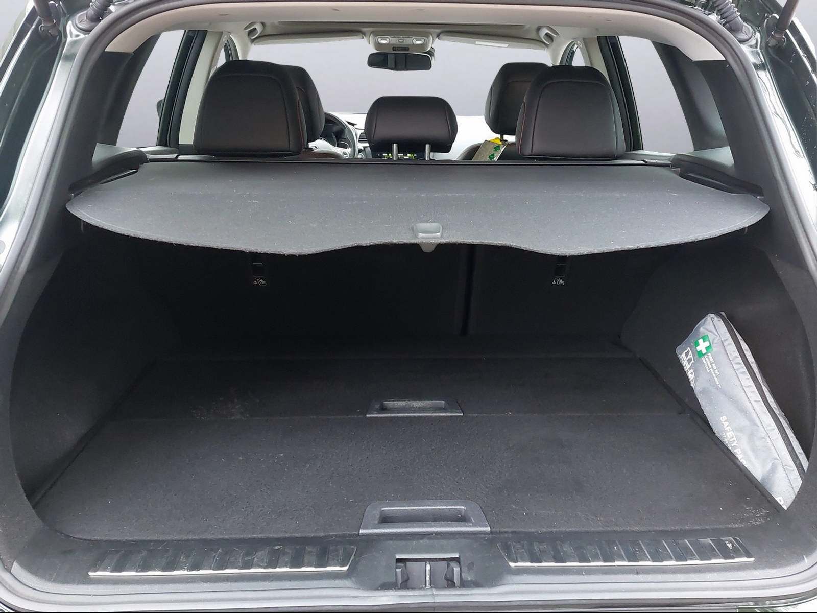 RENAULT Kadjar 1.3 TCe 160 Black Edition-image-6