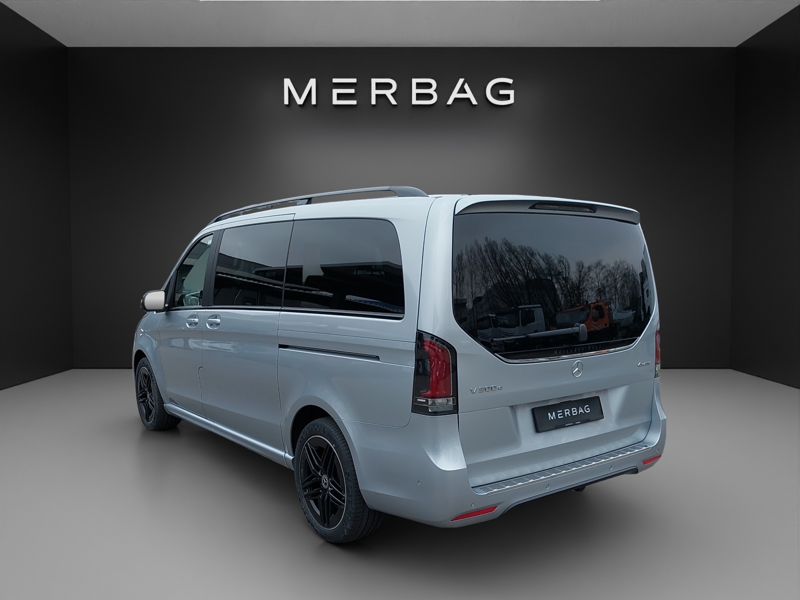 MERCEDES-BENZ V 300 d lang Swiss Edition 9G-Tronic-image-3