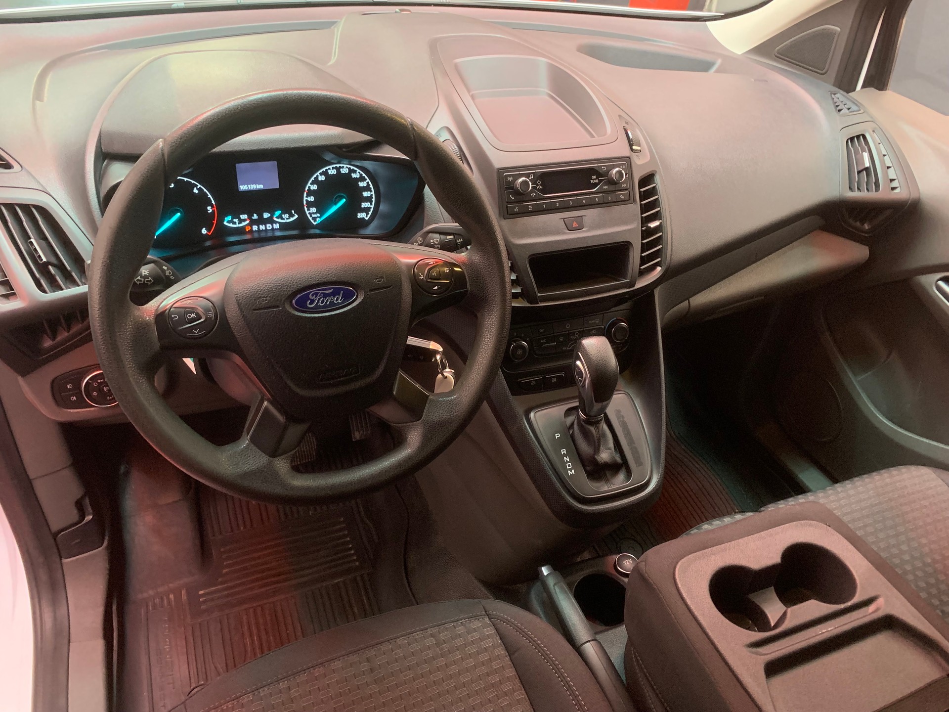 FORD Transit Connect Van T200 1.5 Eco Blue Ambiente A-image-9