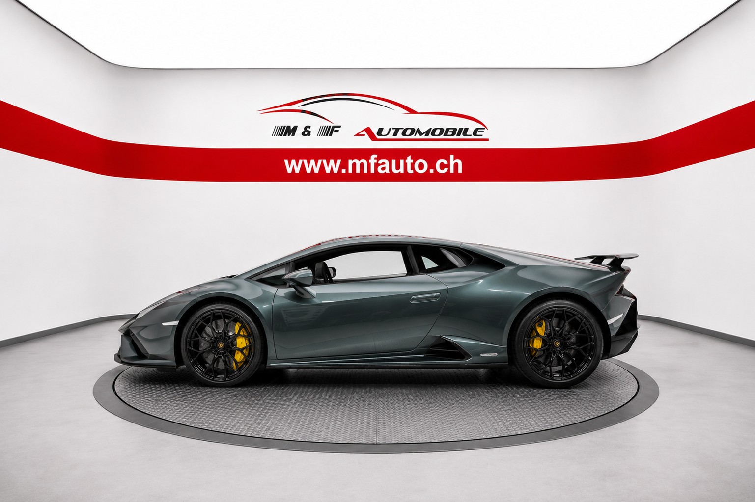 LAMBORGHINI Huracan Coupé 5.2 Tecnica 640 PS CH FAHRZEUG-image-4
