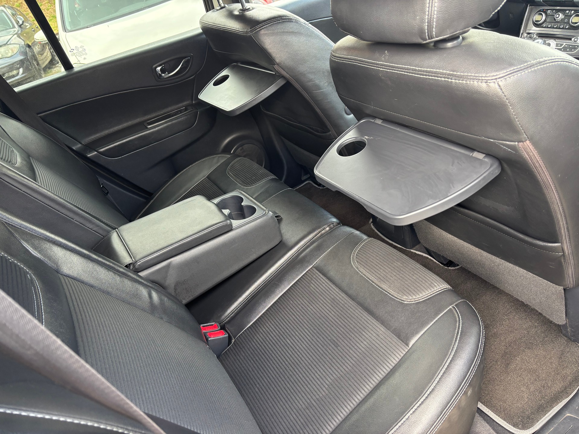 RENAULT Koleos 2.5 Bose 4x4 CVT-image-11