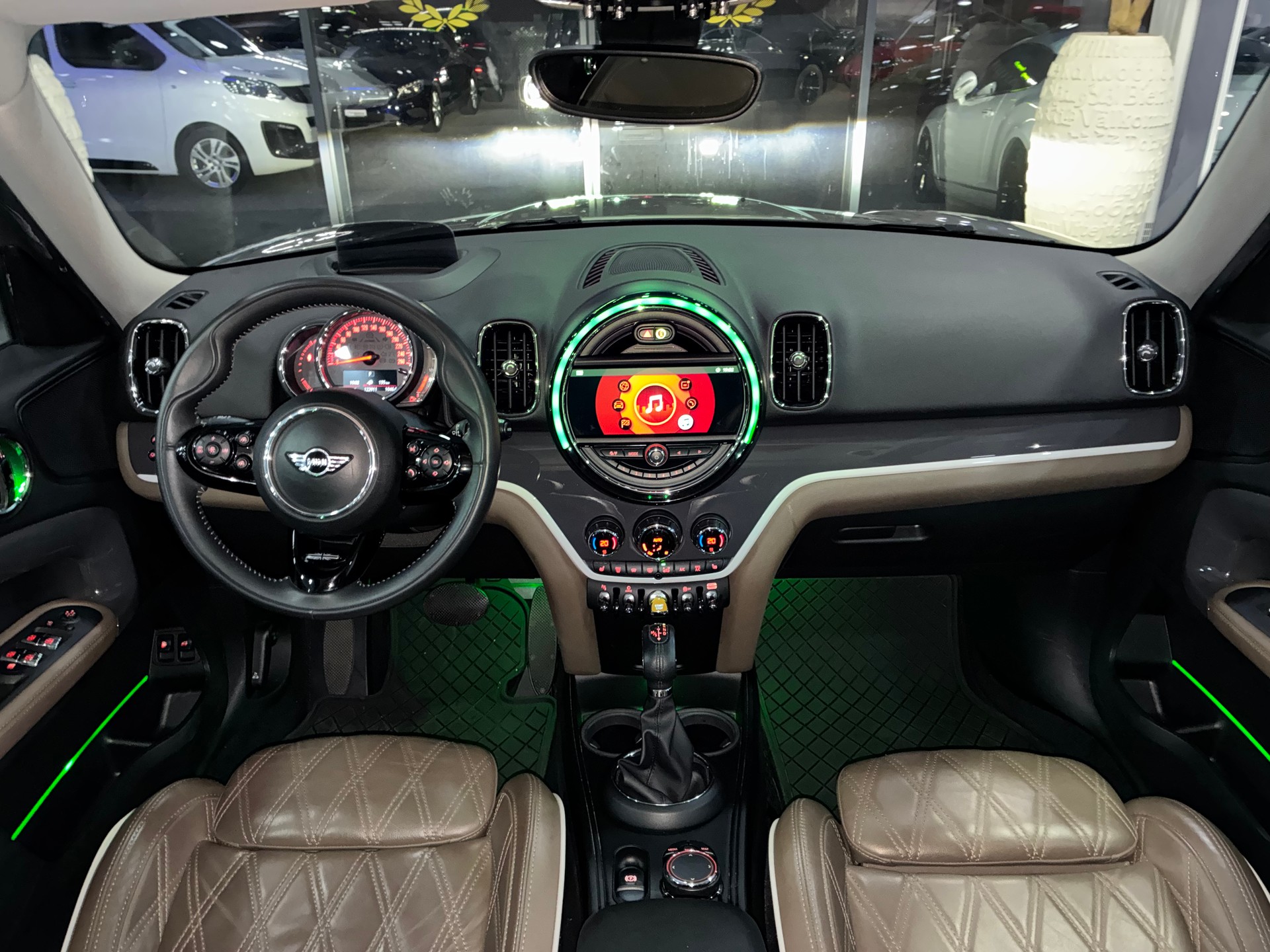 MINI Countryman Cooper S E ALL4 Steptronic-image-7