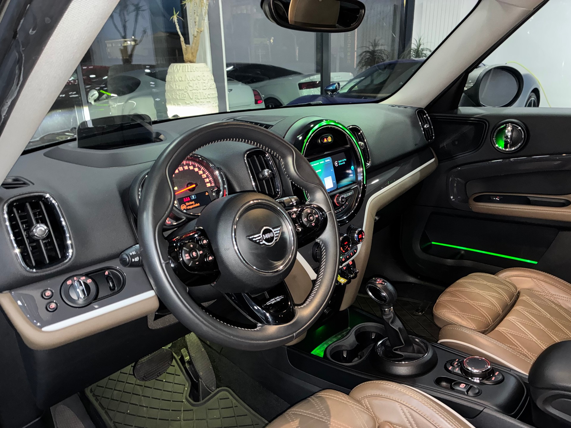 MINI Countryman Cooper S E ALL4 Steptronic-image-10