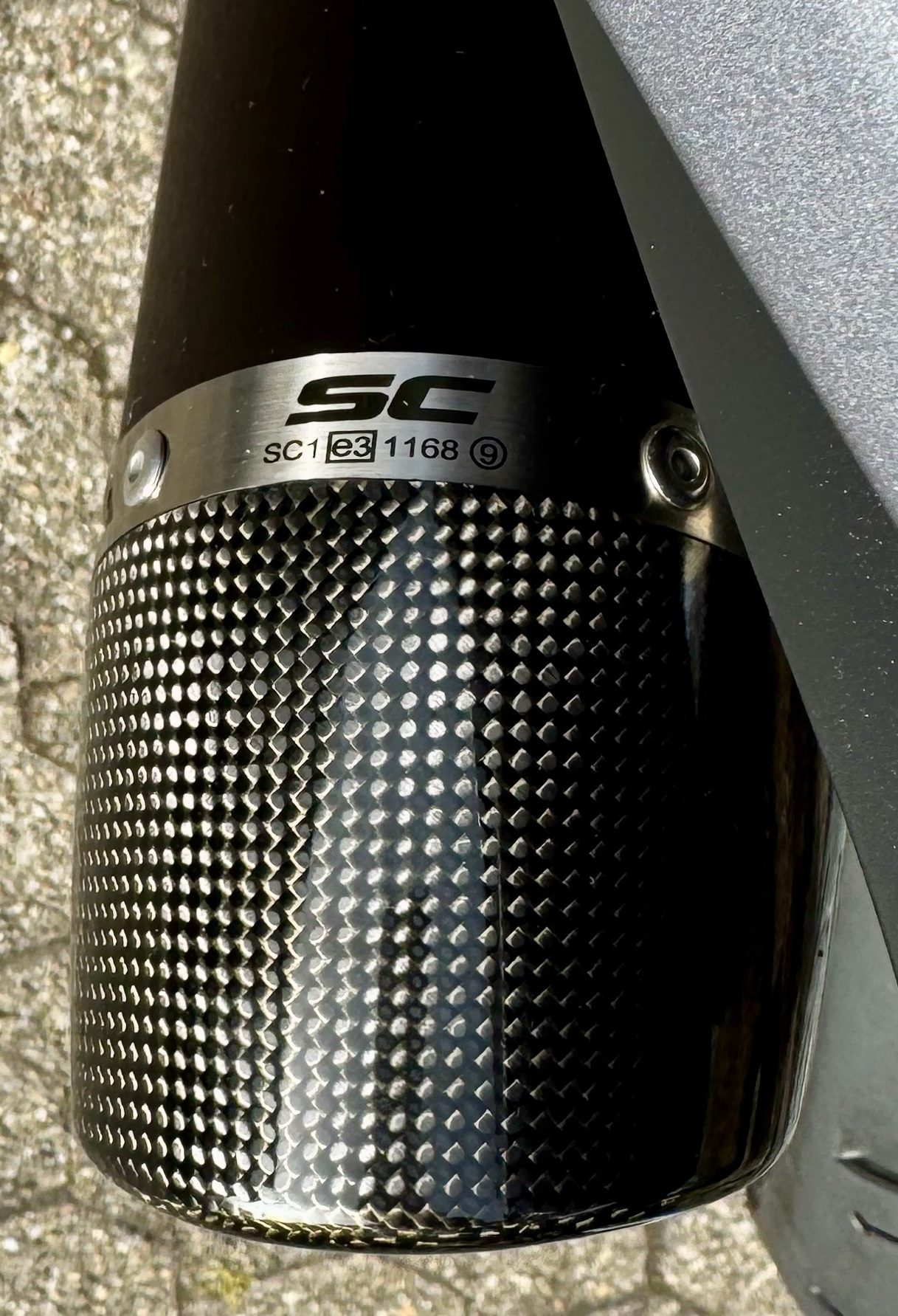 TRIUMPH Speed Triple R 1050 ABS-image-7
