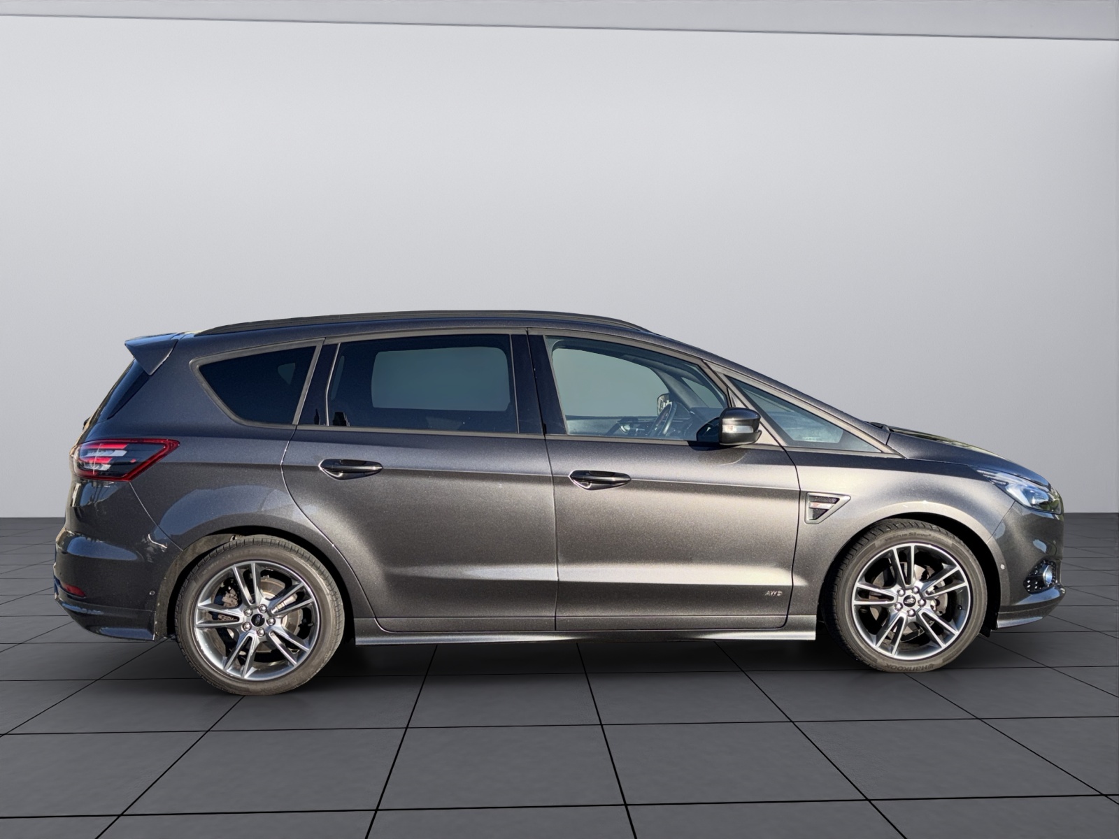 FORD S-Max 2.0 TDCi 190 ST-Line 4x4-showroom-element-3