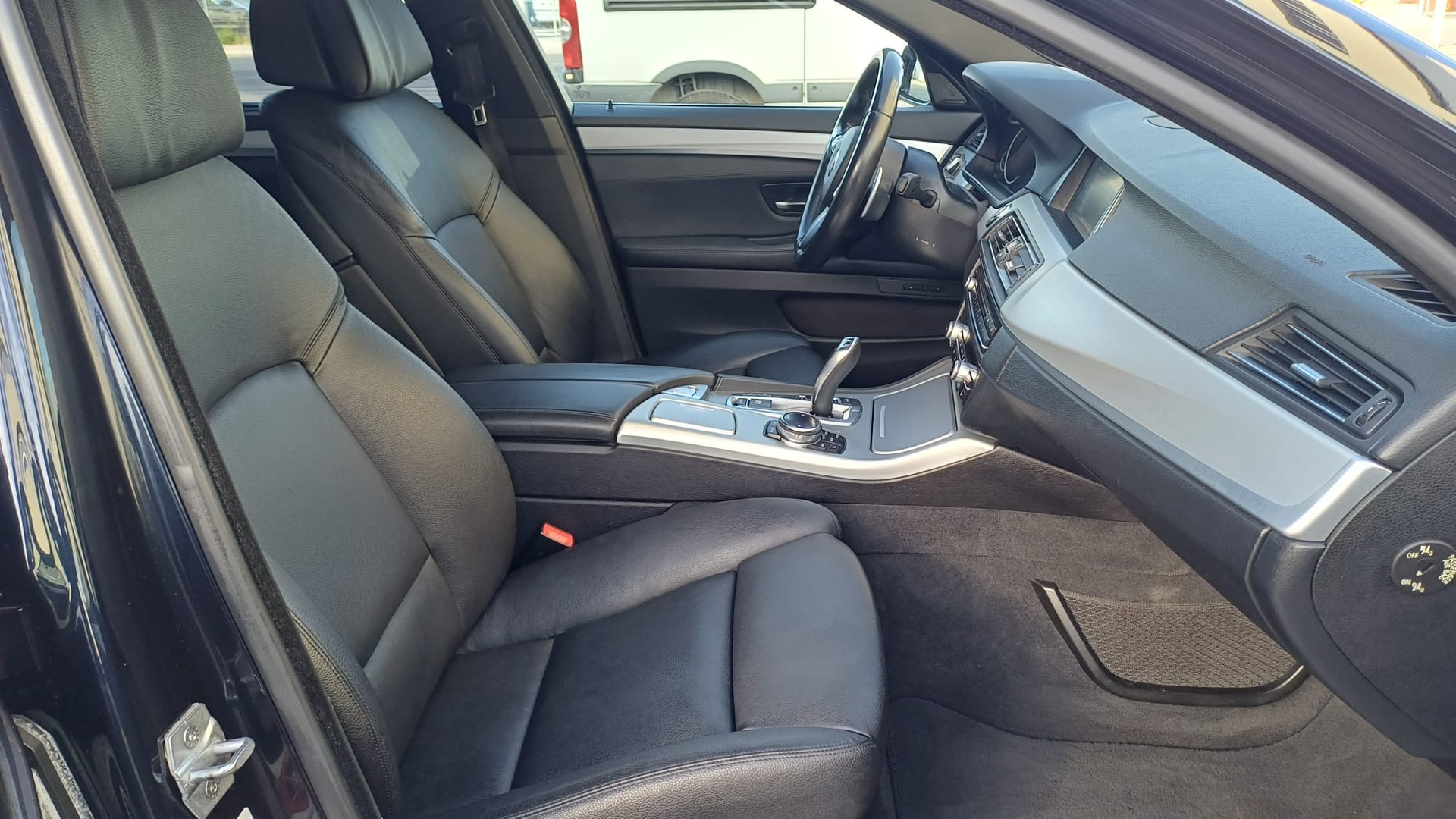 BMW 535i Touring xDrive M-Sportpaket-image-11