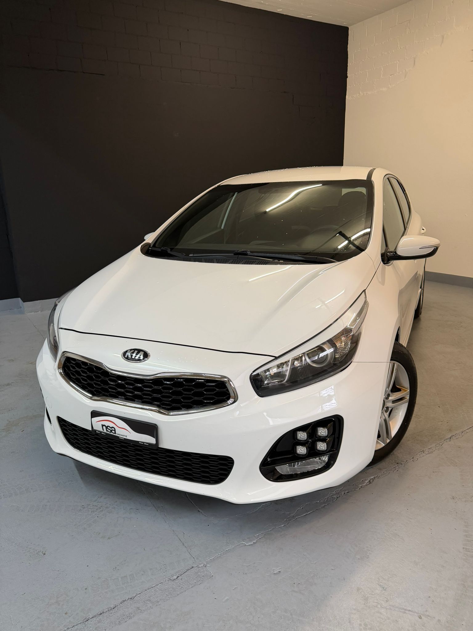 KIA Cee'd 1.0 T-GDi Trend GT-Line ***CH-Fahrzeug***-showroom-element-2