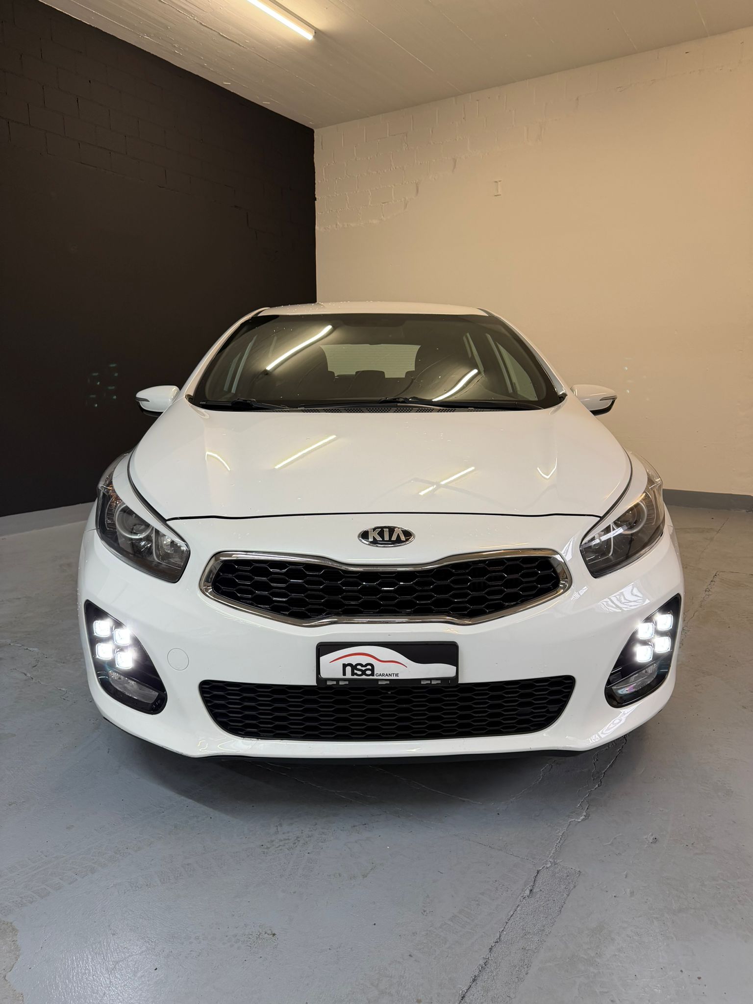 KIA Cee'd 1.0 T-GDi Trend GT-Line ***CH-Fahrzeug***-showroom-element-1