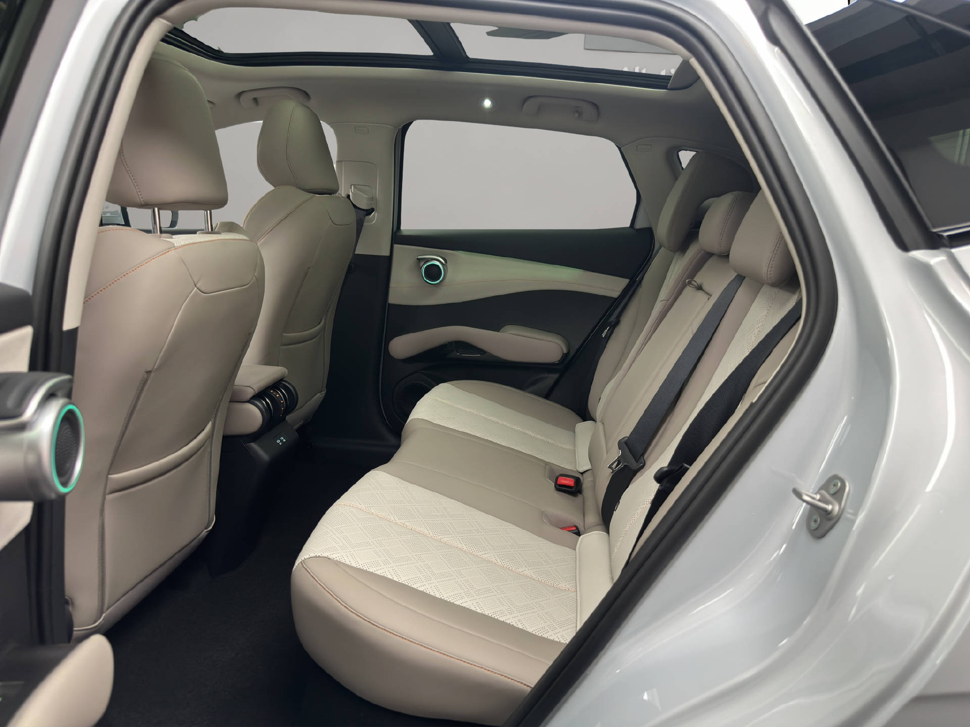 BYD Atto 3 EVO Excellence 449 PS AWD-image-9