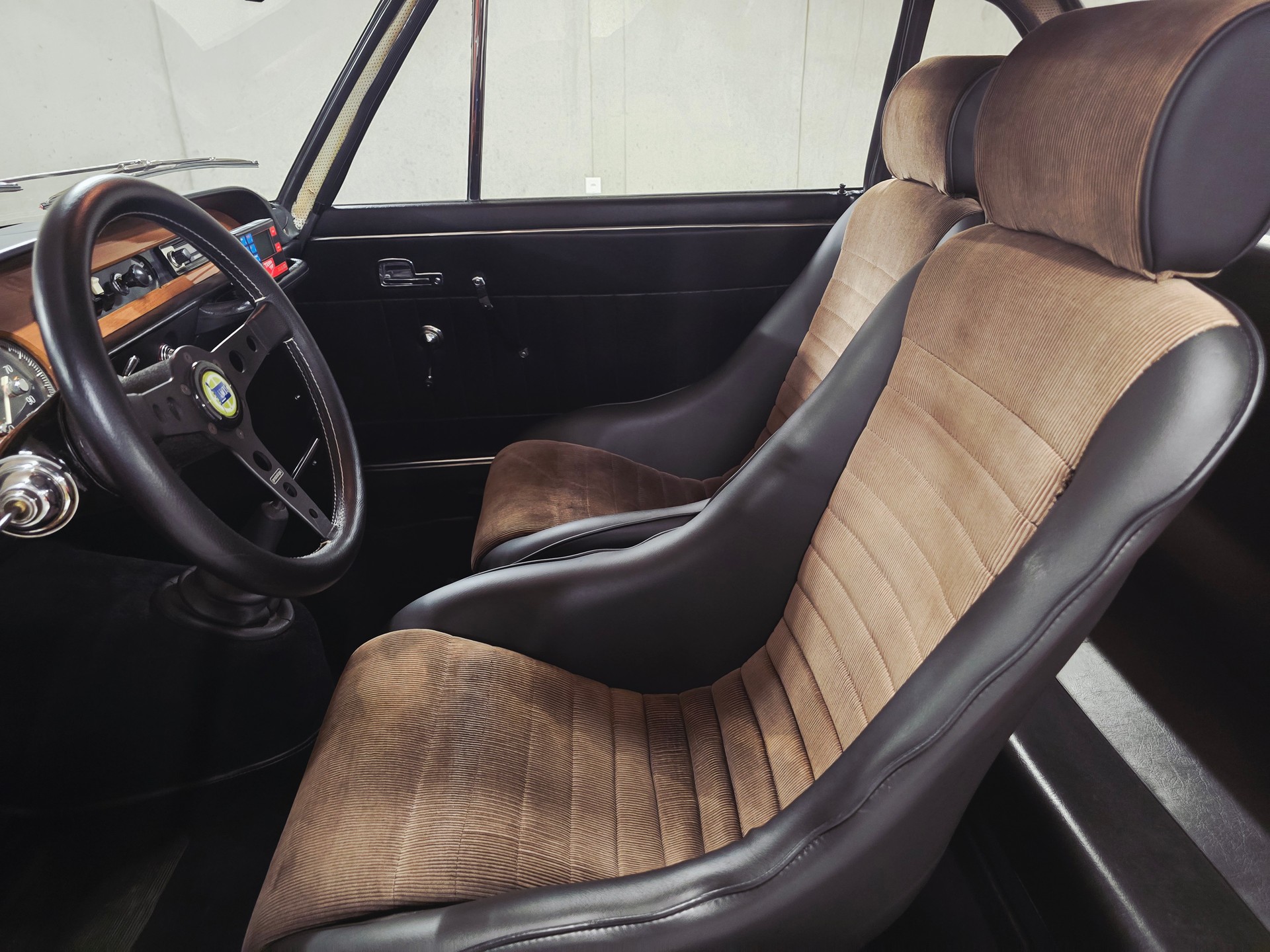 LANCIA 1.6 HF Fanalone-image-7