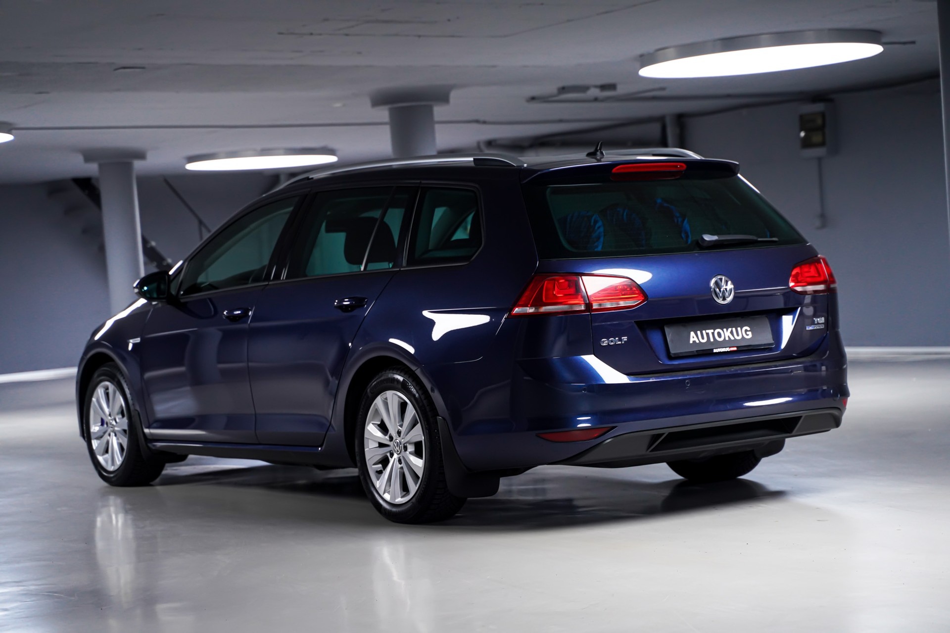 VW Golf Variant 1.4 TGI BlueMotion Highline DSG-image-5