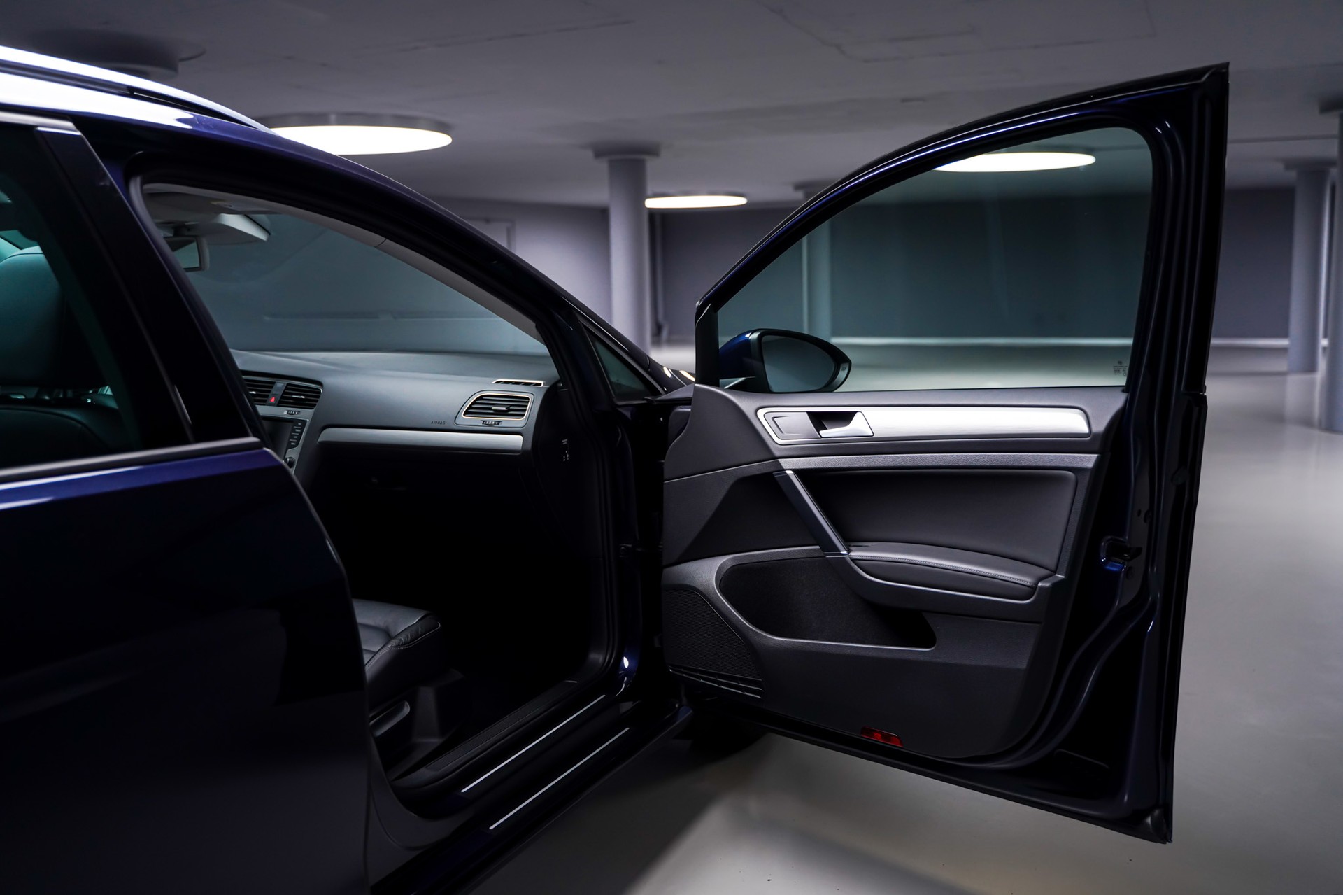 VW Golf Variant 1.4 TGI BlueMotion Highline DSG-image-14