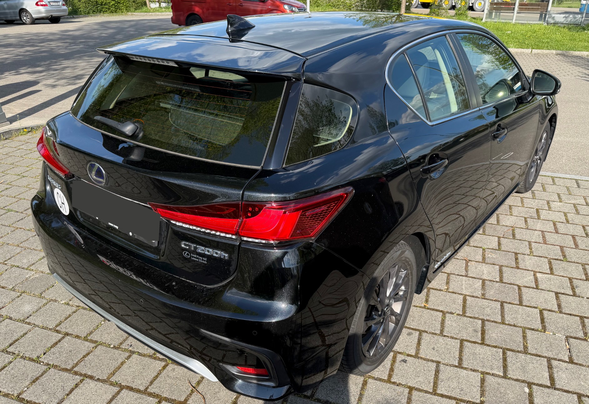 LEXUS CT 200h 1.8 excellence CVT-image-2