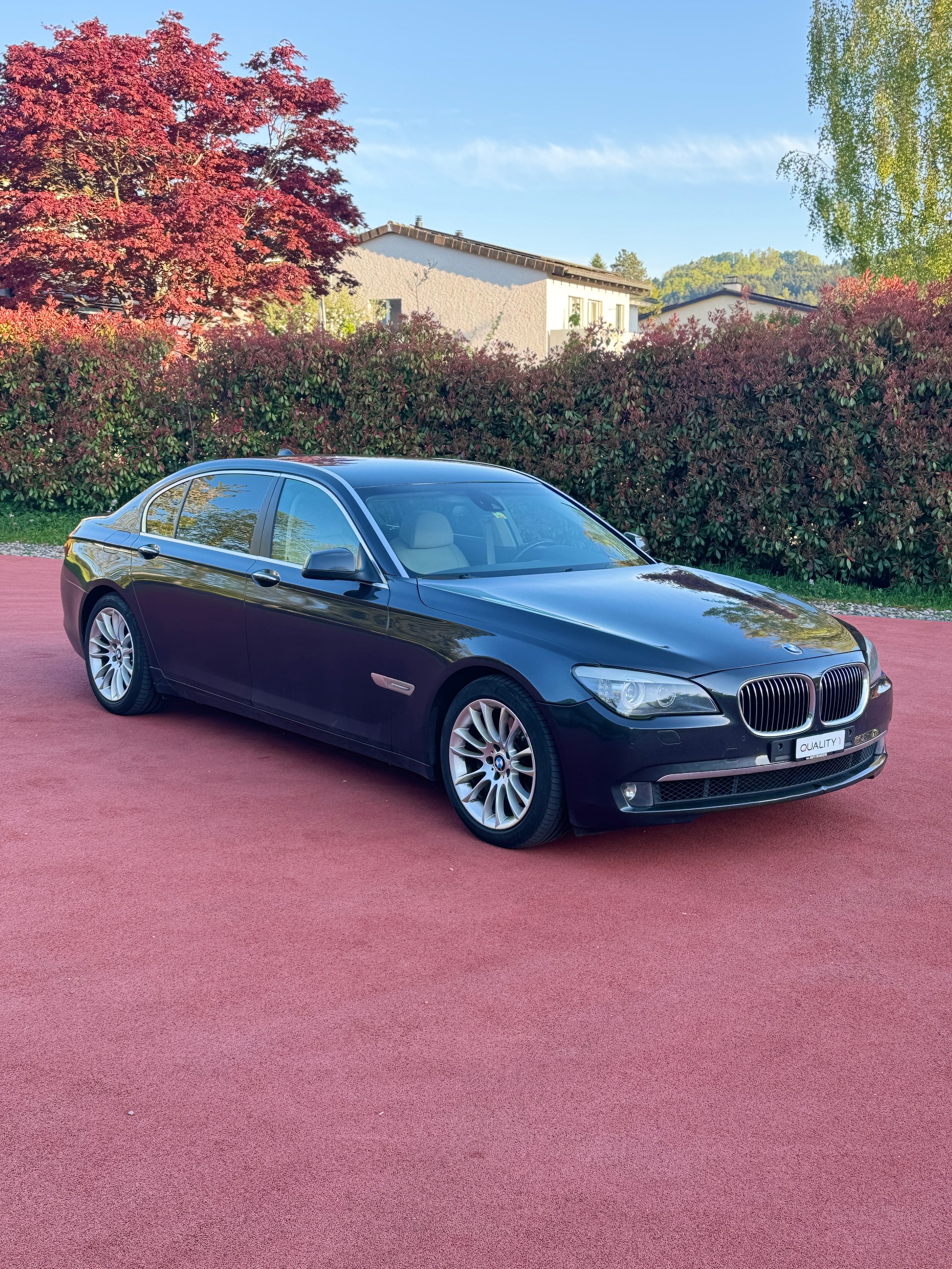 BMW 740i L-image-2