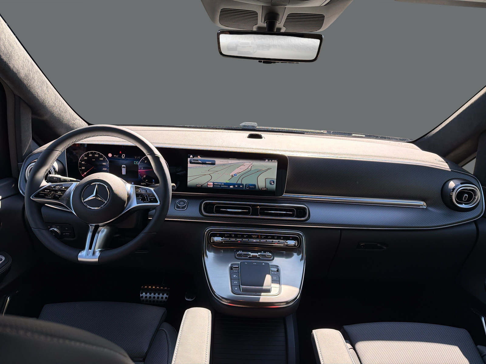 MERCEDES-BENZ V 300 d lang 4Matic Swiss Edition 9G-Tronic-image-12