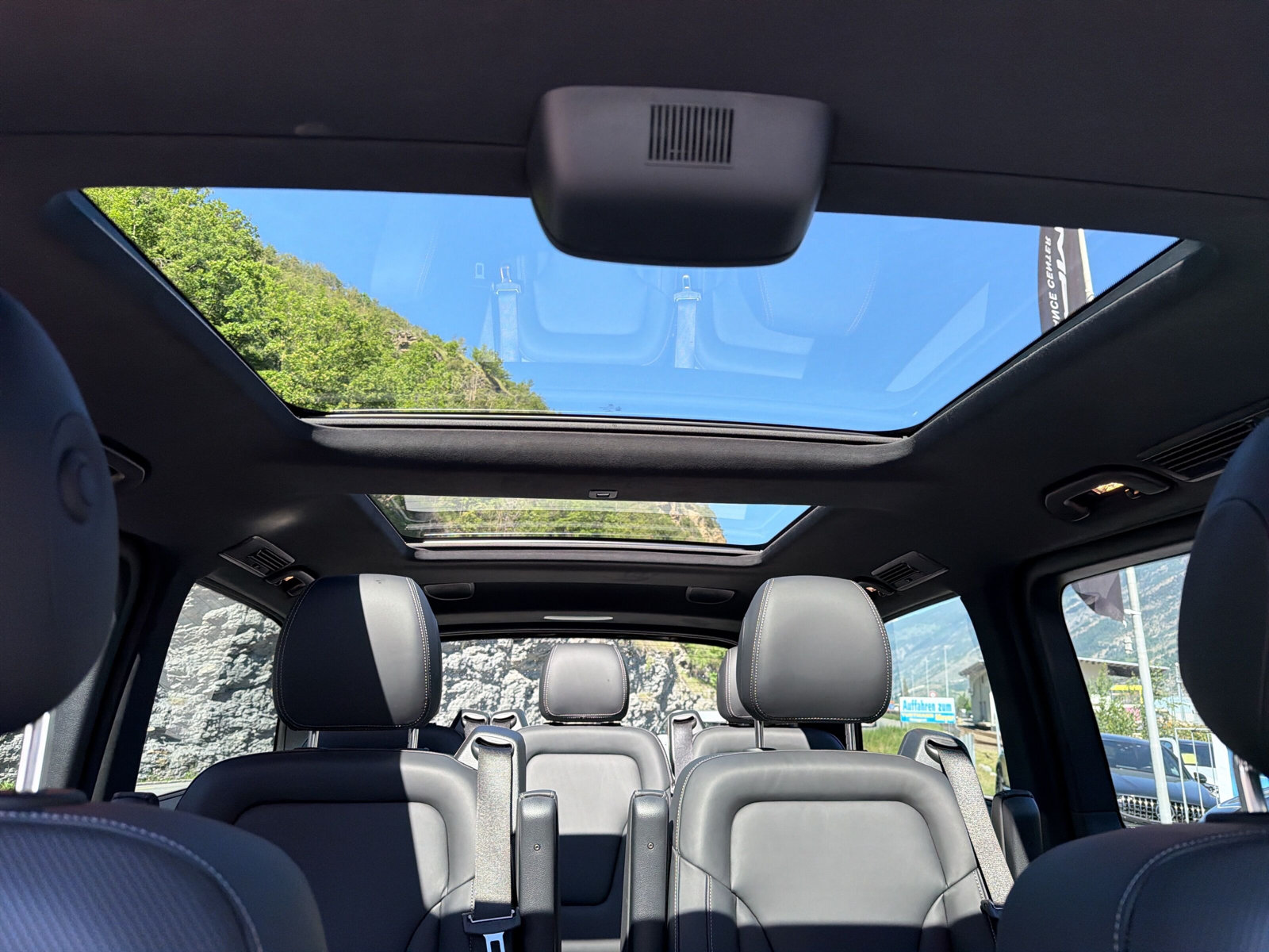 MERCEDES-BENZ V 300 d lang 4Matic Swiss Edition 9G-Tronic-image-21