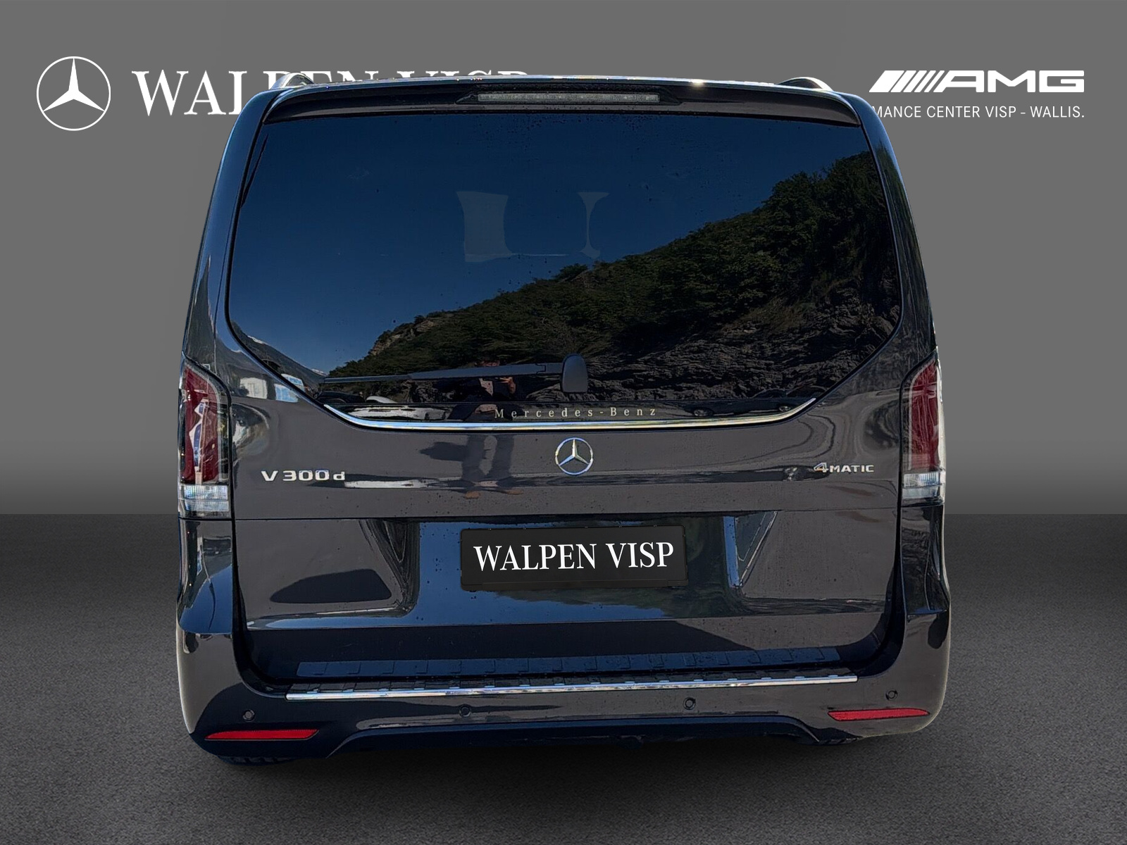 MERCEDES-BENZ V 300 d lang 4Matic Swiss Edition 9G-Tronic-image-4