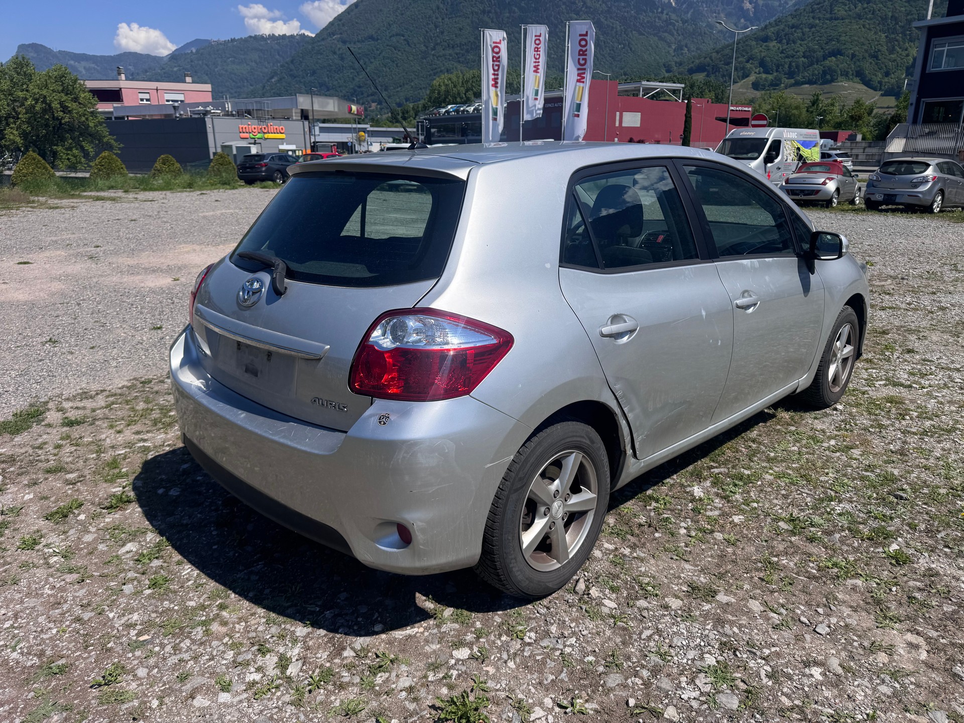 TOYOTA Auris 1.6 Linea Luna-image-4