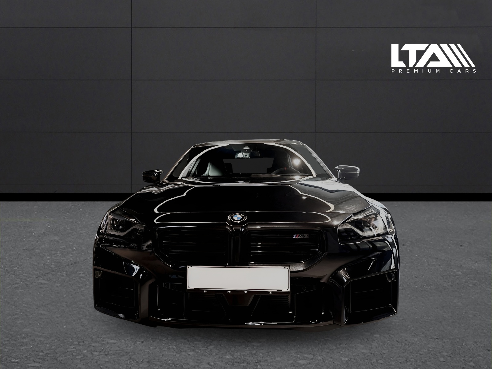 BMW M2 Steptronic-showroom-element-1