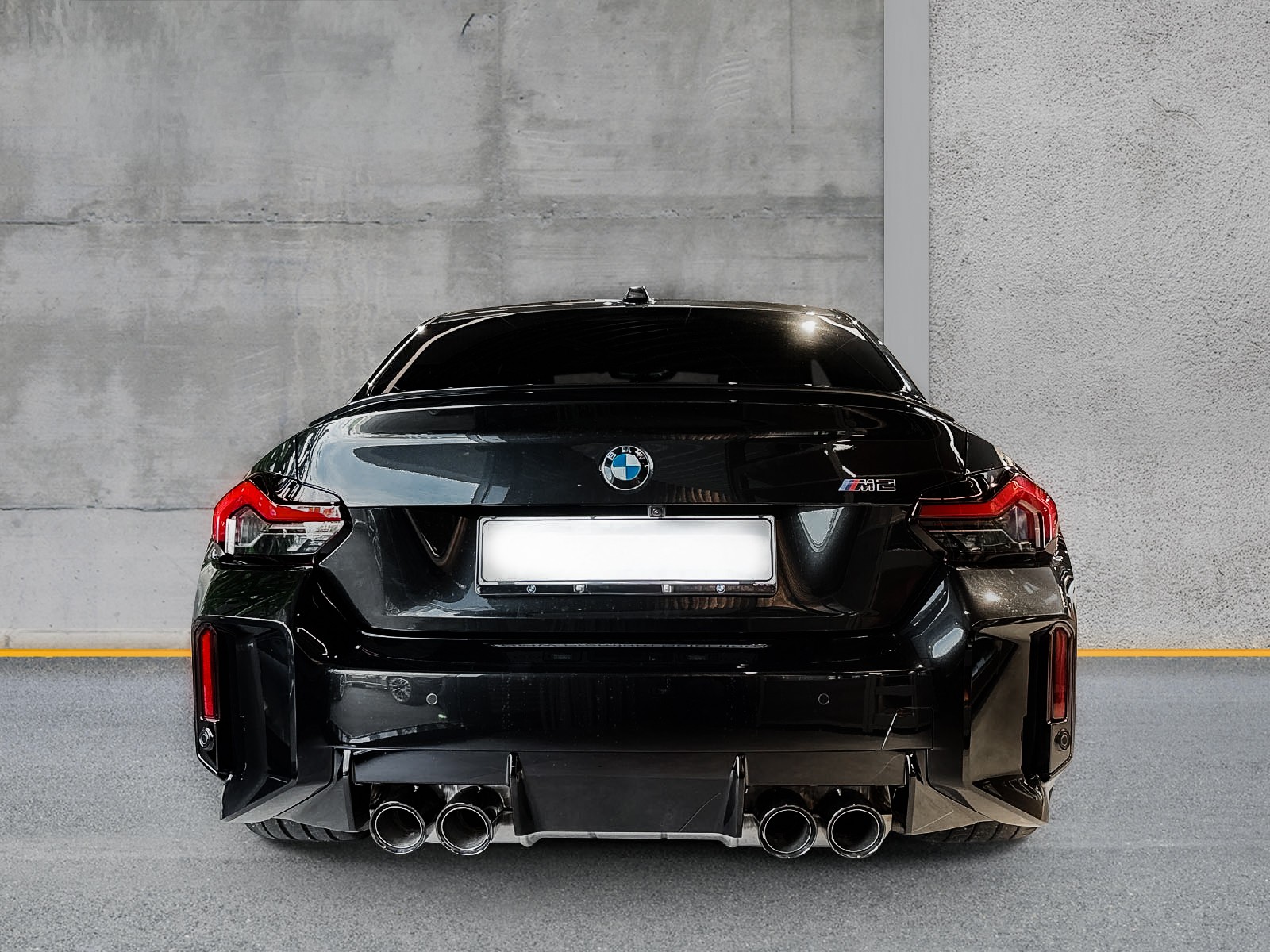 BMW M2 Steptronic-showroom-element-3