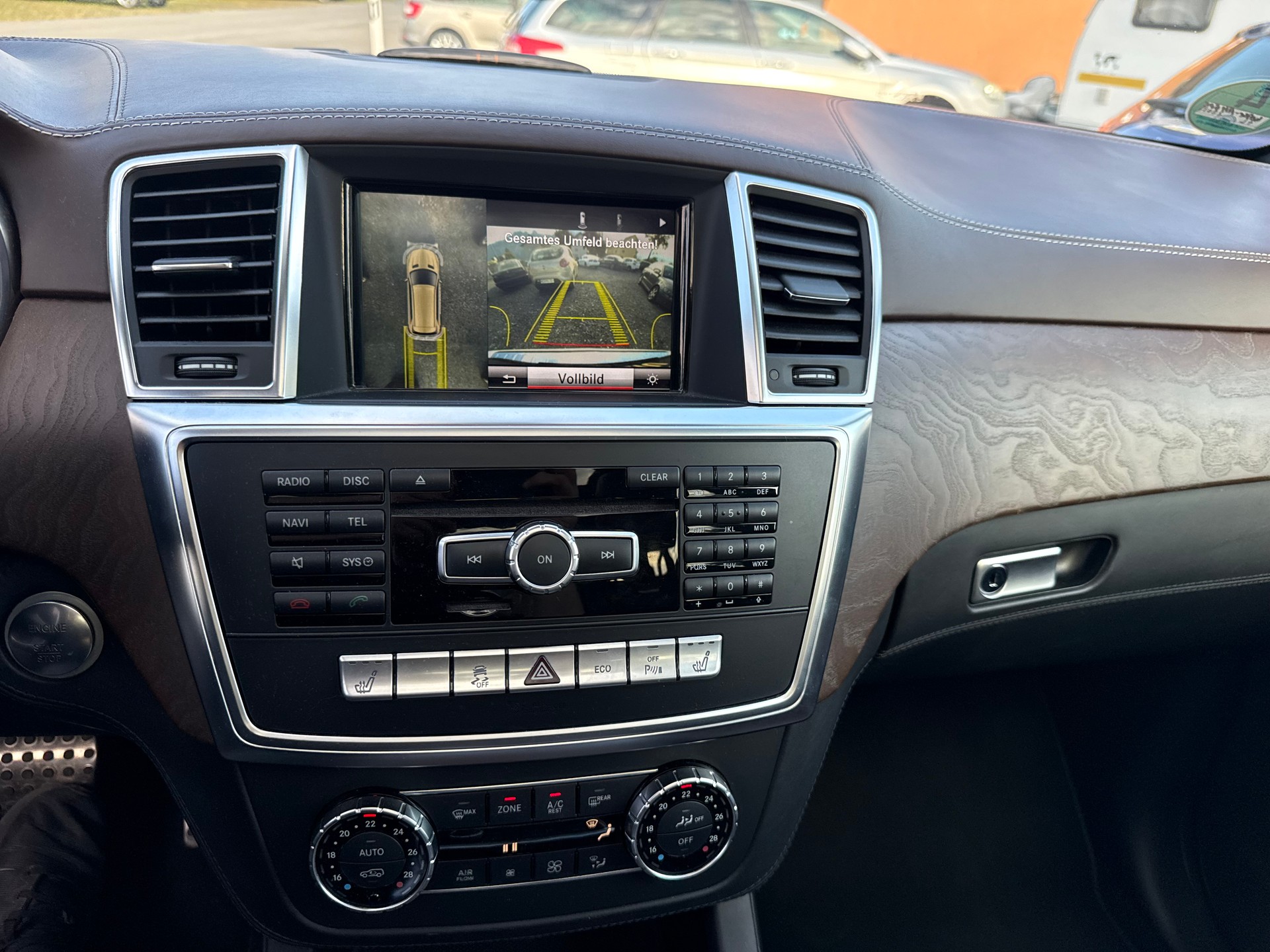 MERCEDES-BENZ GL 63 AMG 4Matic Speedshift Plus 7G-Tronic-image-11
