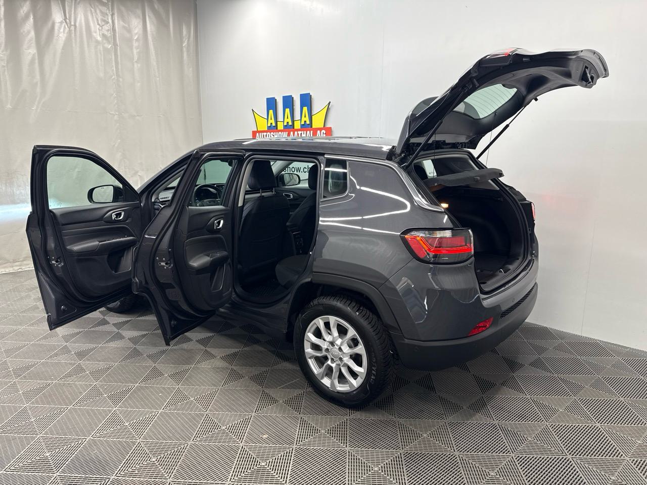 JEEP Compass 4x2 1.5 T MHEV Altitude-image-14