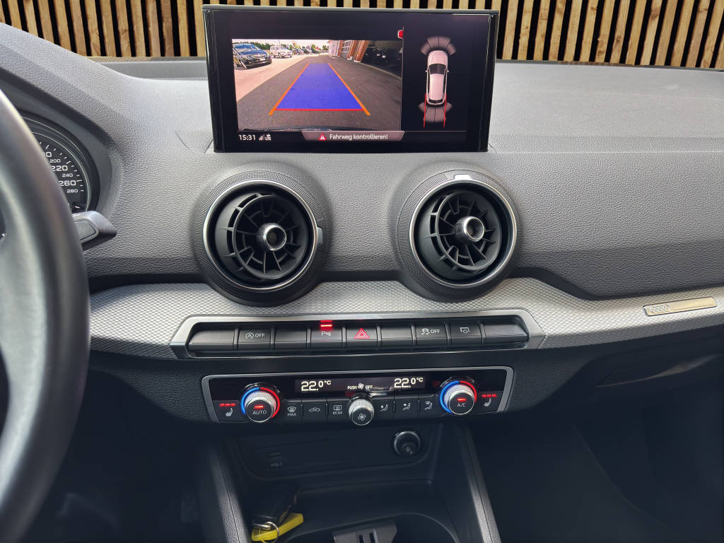 AUDI Q2 1.5 35 TFSI S-Tronic-image-10