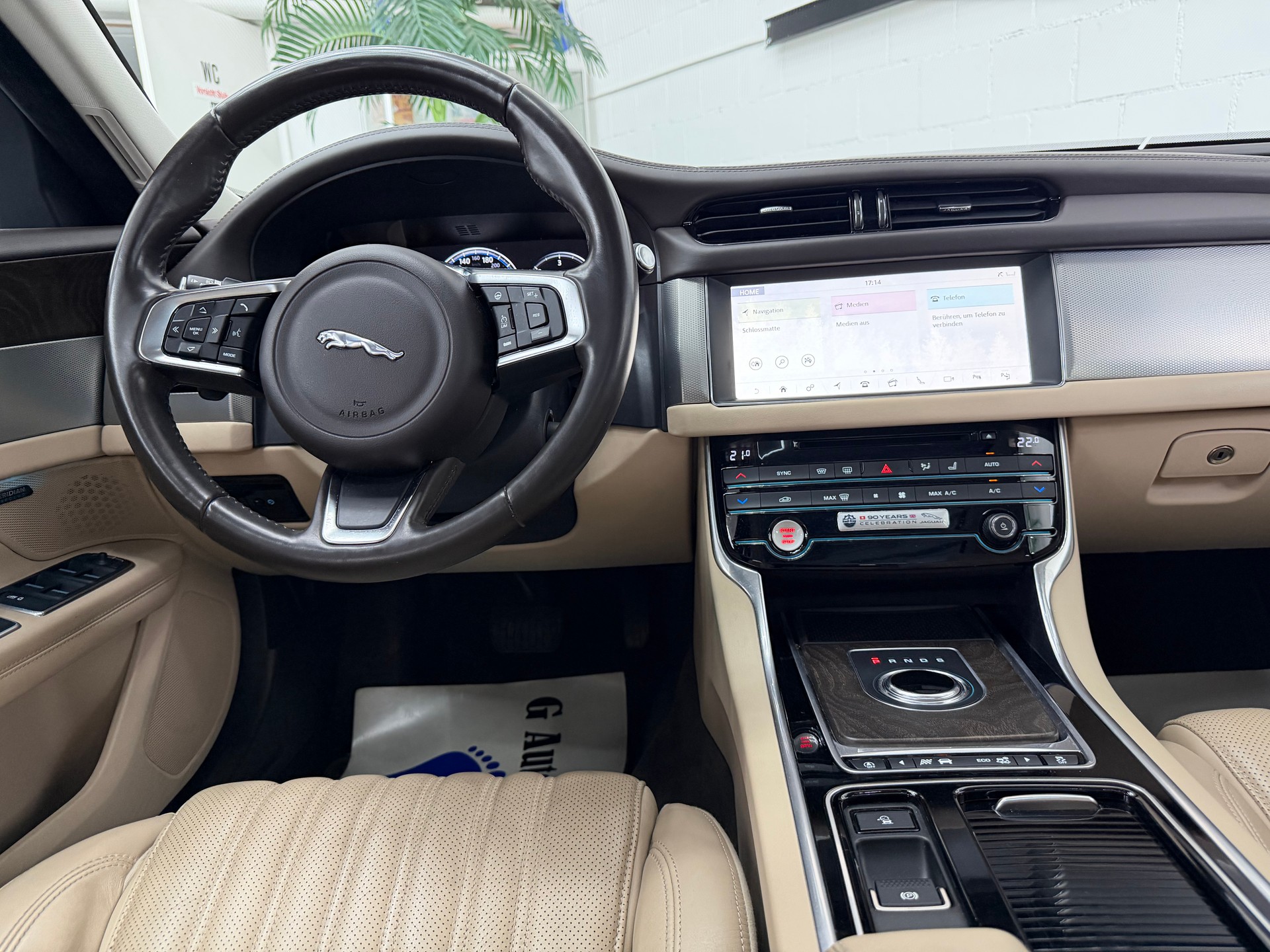 JAGUAR XF Sportbrake 25d R-Sport AWD Automatic⭐️-image-9