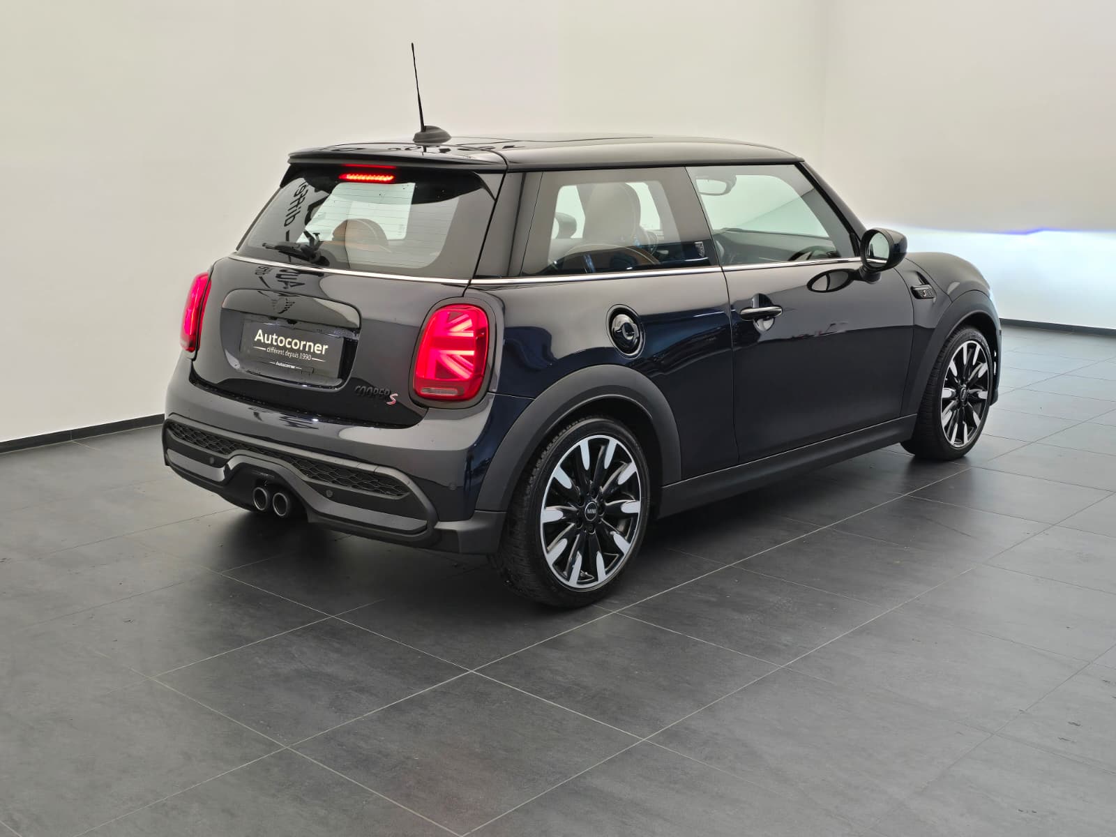 MINI Cooper S Trafalgar Edition Steptronic DKG-image-6