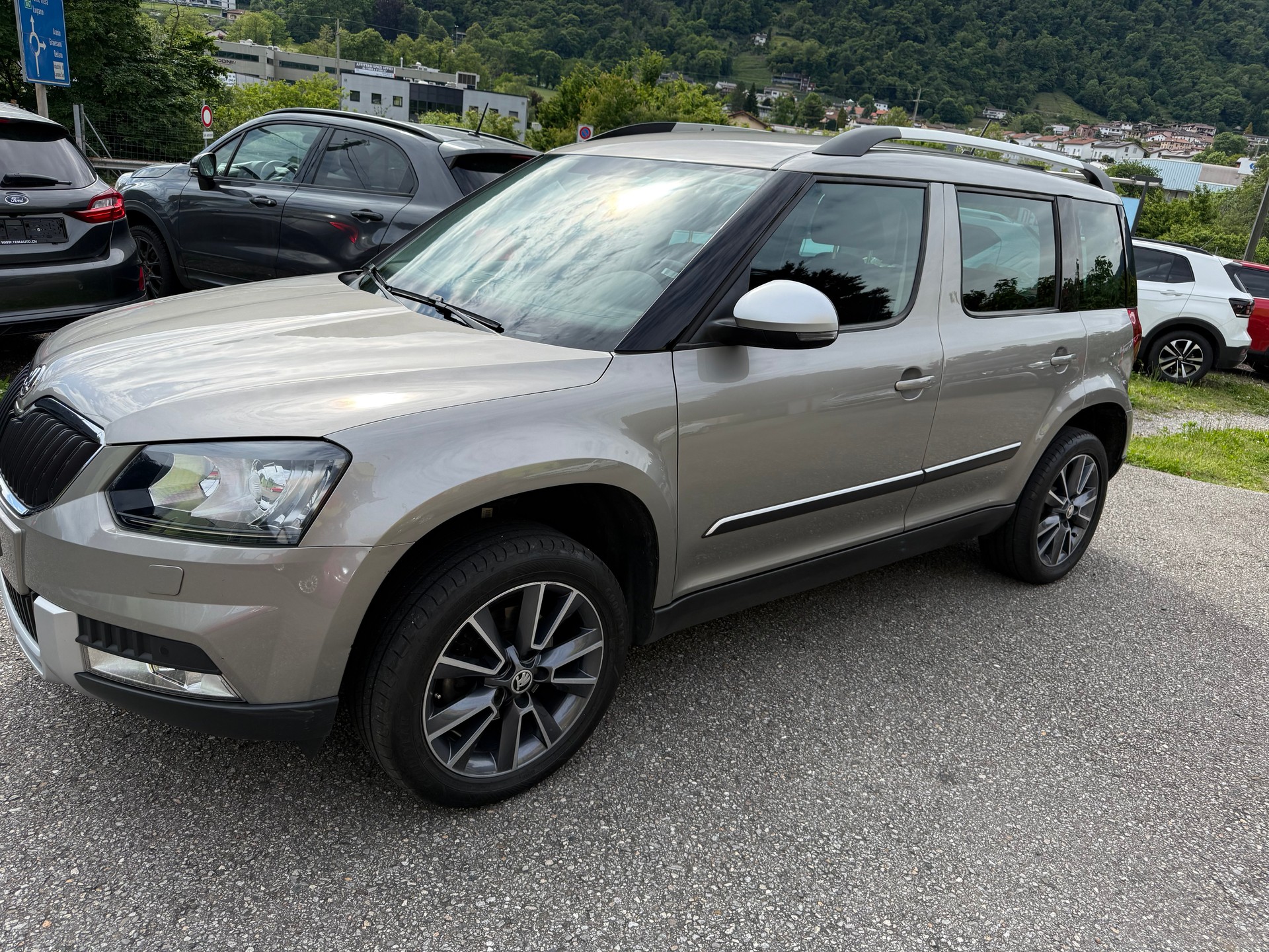 SKODA Yeti 2.0 TDI Ambition 4x4 DSG-image-1