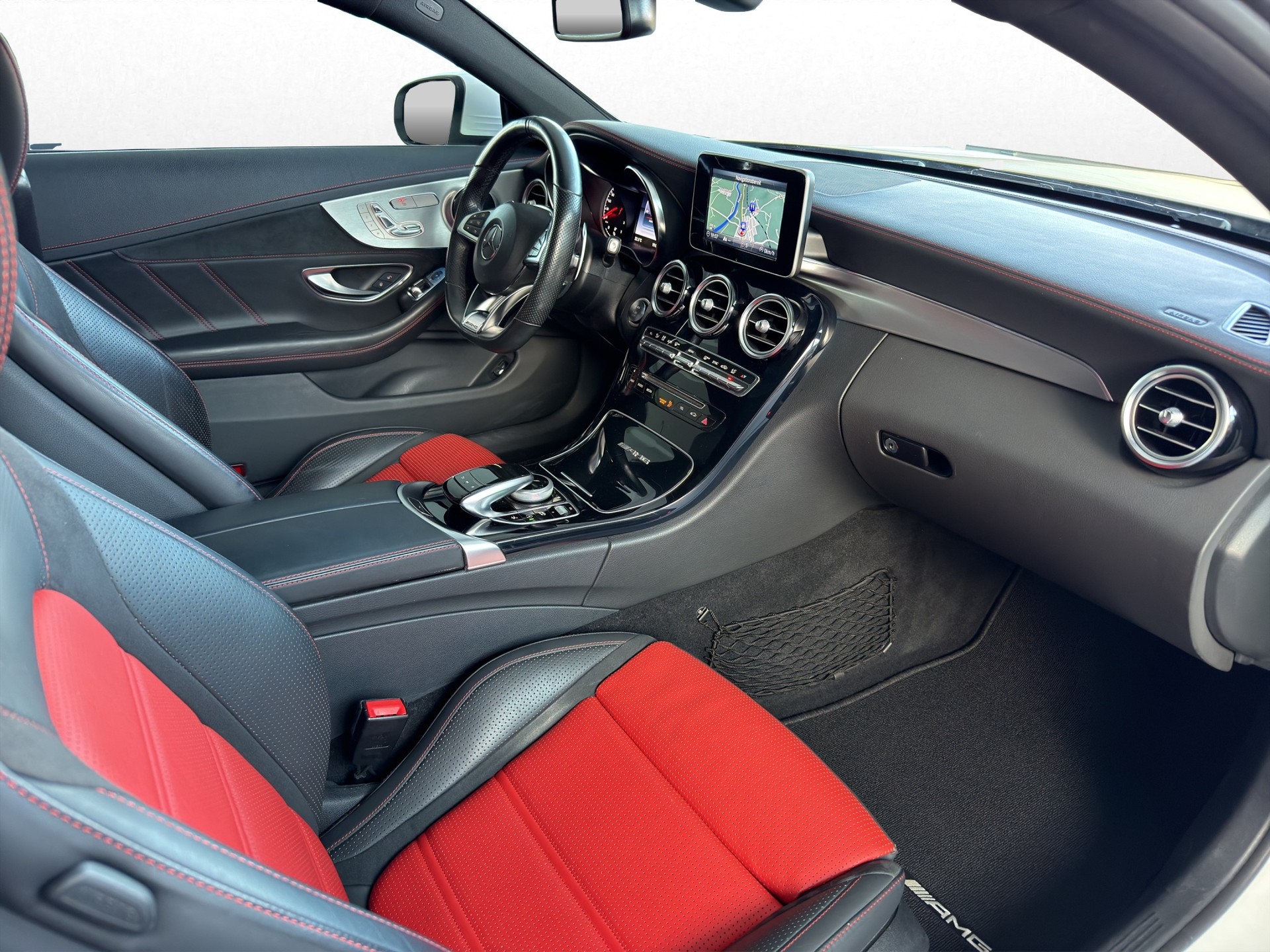 MERCEDES-BENZ C 63 AMG Speedshift-image-22