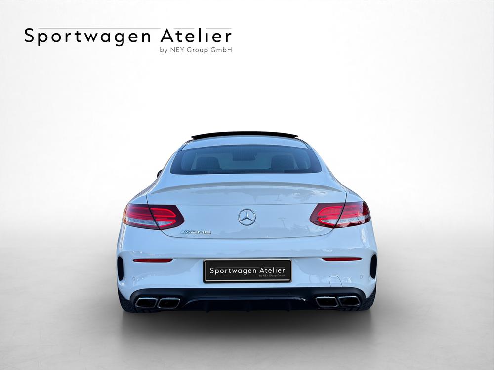 MERCEDES-BENZ C 63 AMG Speedshift-showroom-element-3