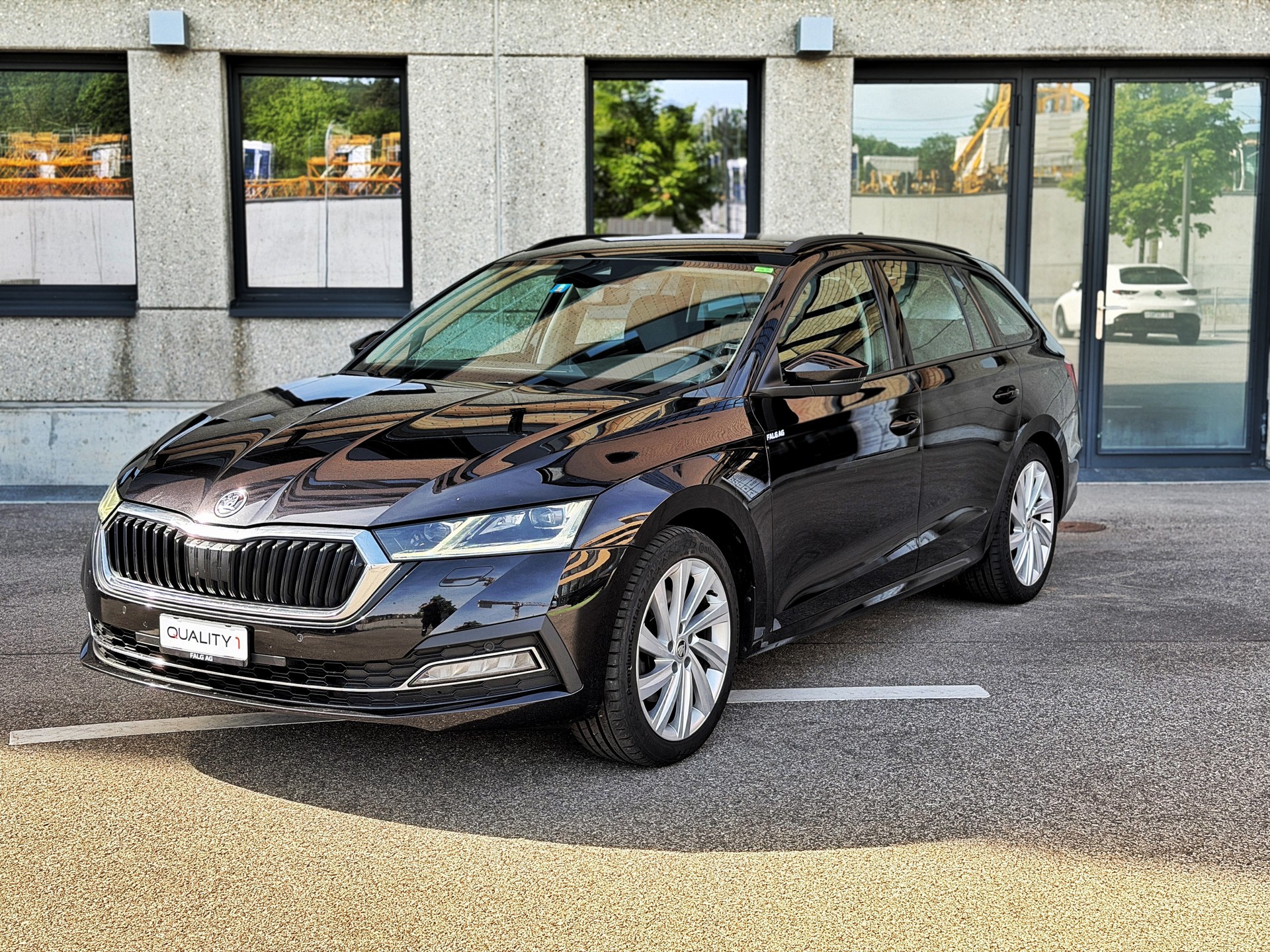 SKODA Octavia Combi 2.0 TDI DSG Style 4x4