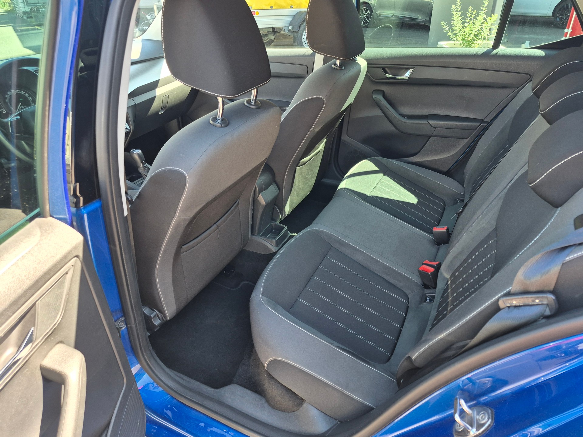 SKODA Fabia 1.0 TSI Style DSG-image-9