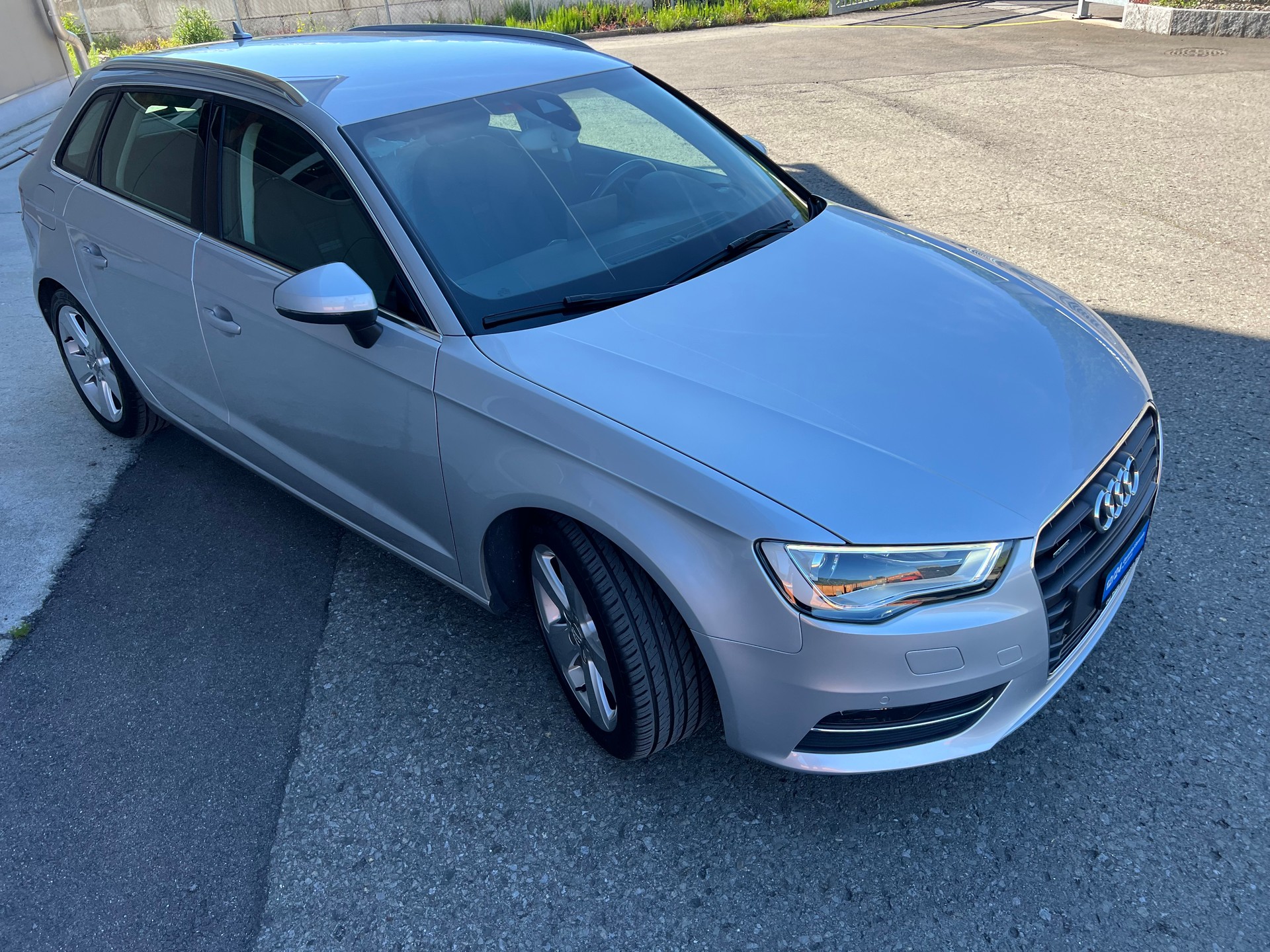 AUDI A3 Sportback 1.8 TFSI Ambition 4x4 *** Navigation * Tempomat * MFK 16.01.2026 * 1 Jahr Garantie möglich ***-image-4