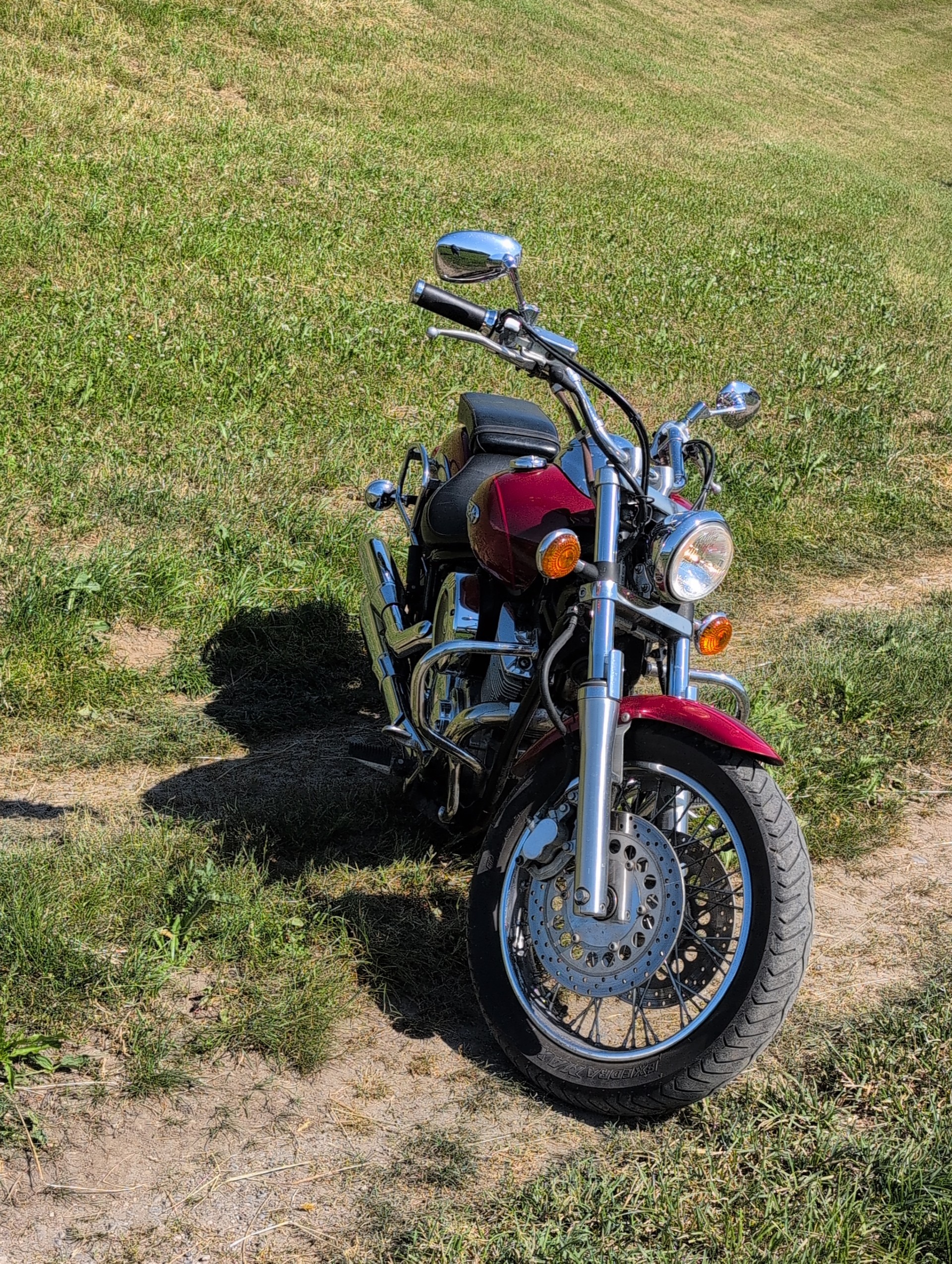 YAMAHA XVS 1100 Drag Star-image-3