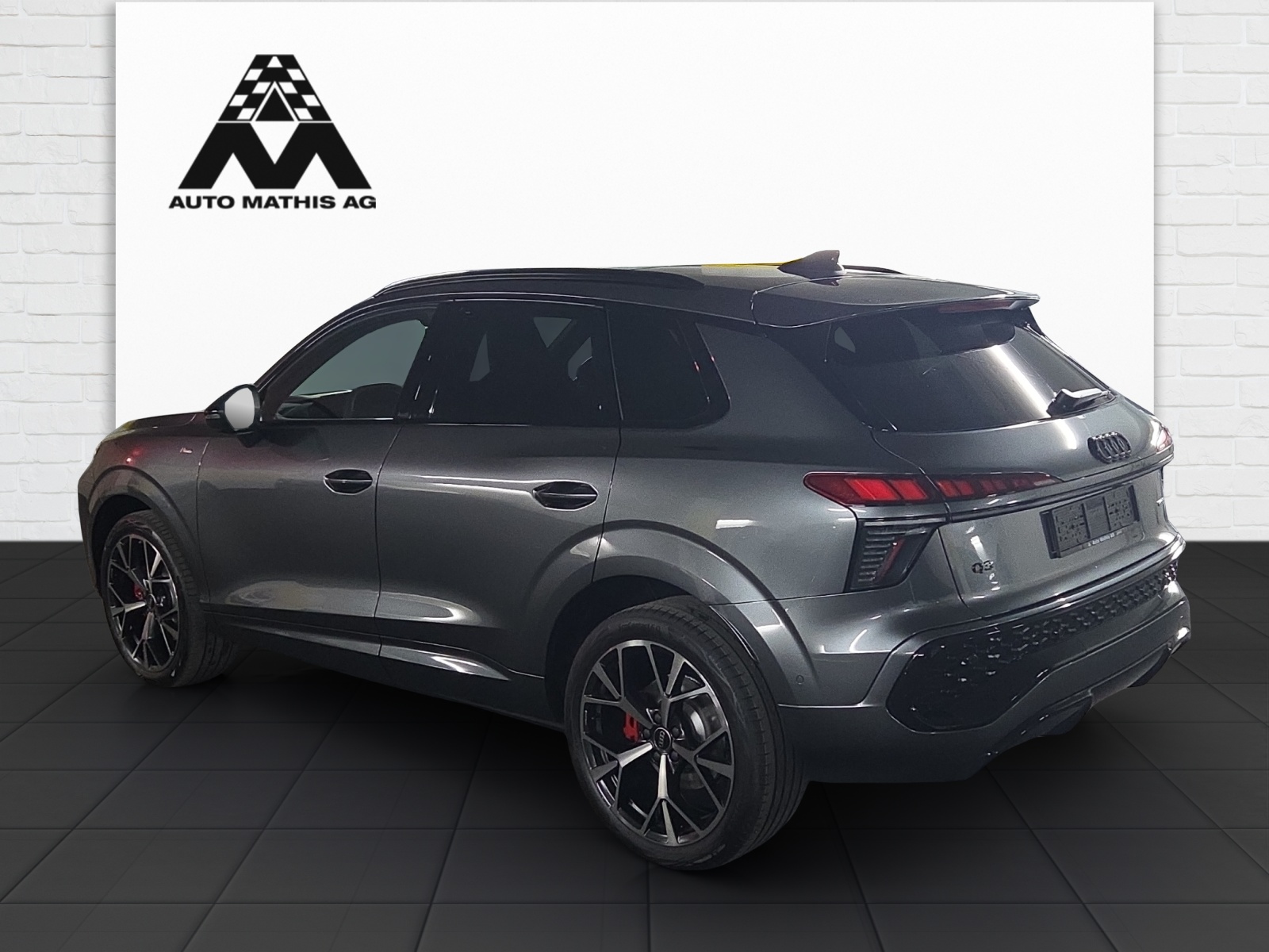 AUDI Q3 Sportback TFSI quattro 195 kW S tronic-showroom-element-3