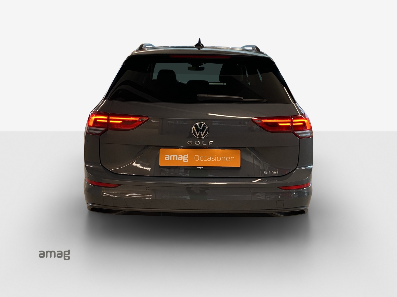 VW Golf Variant 1.5 TSI Life-showroom-element-3