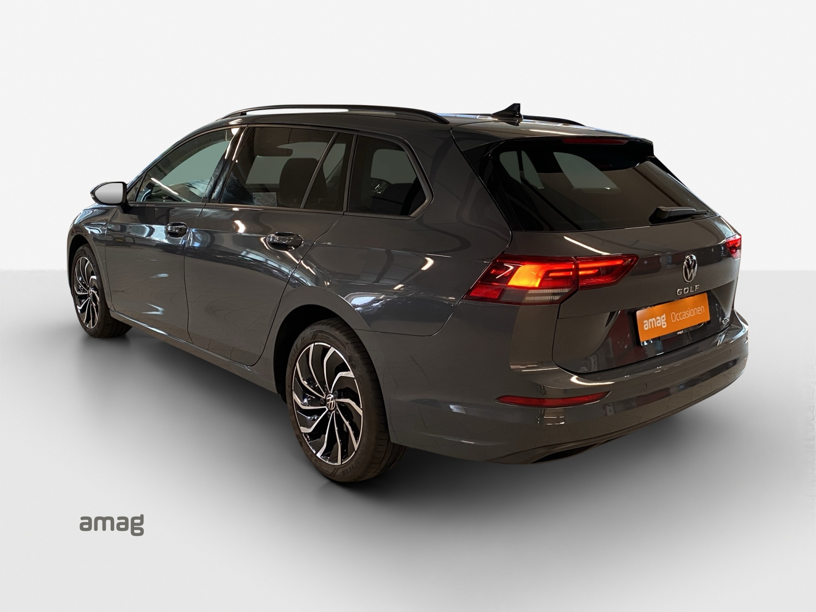 VW Golf Variant 1.5 TSI Life-showroom-element-2