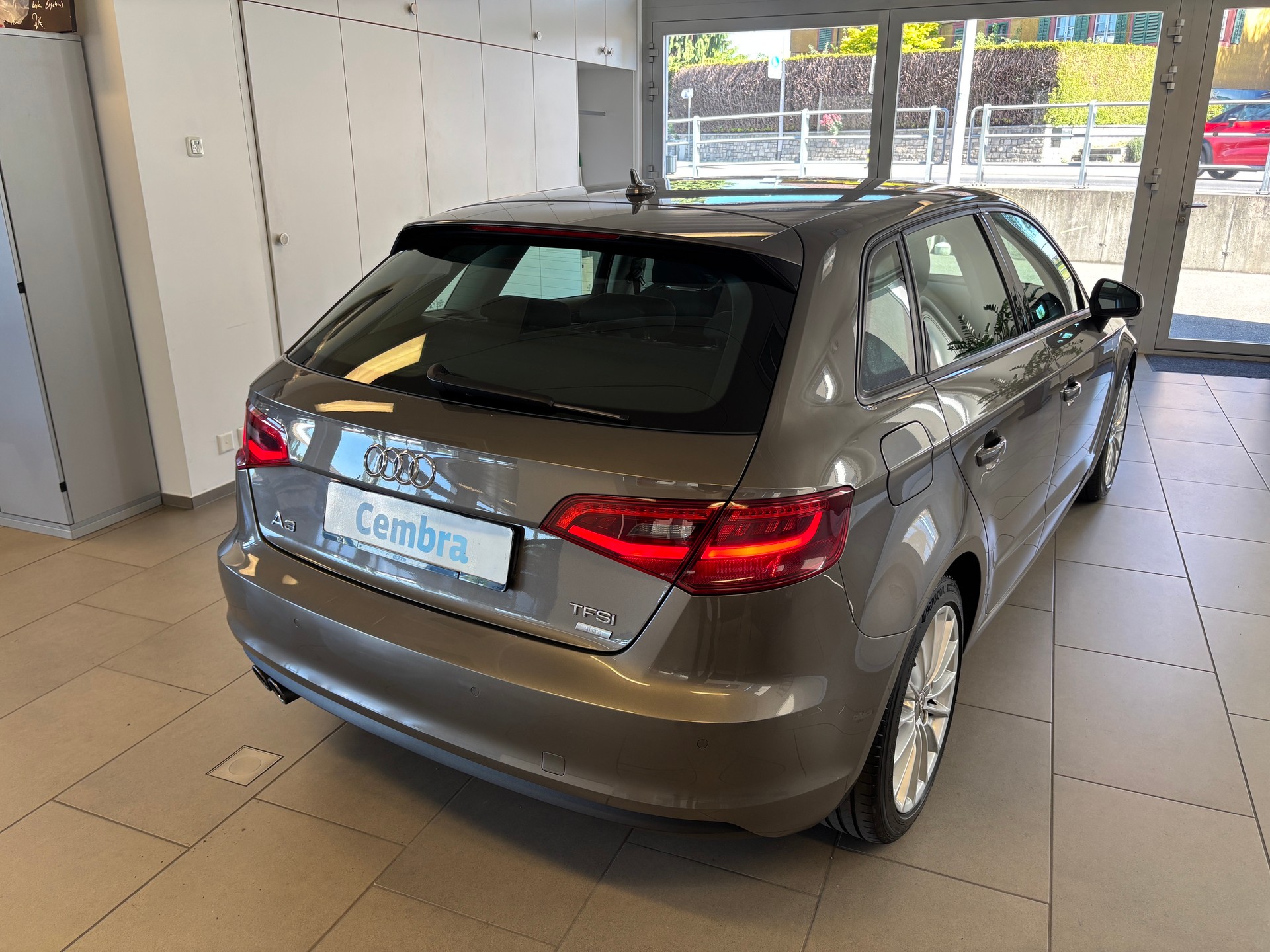 AUDI A3 Sportback 1.4 TFSI Ambition S-tronic-showroom-element-2