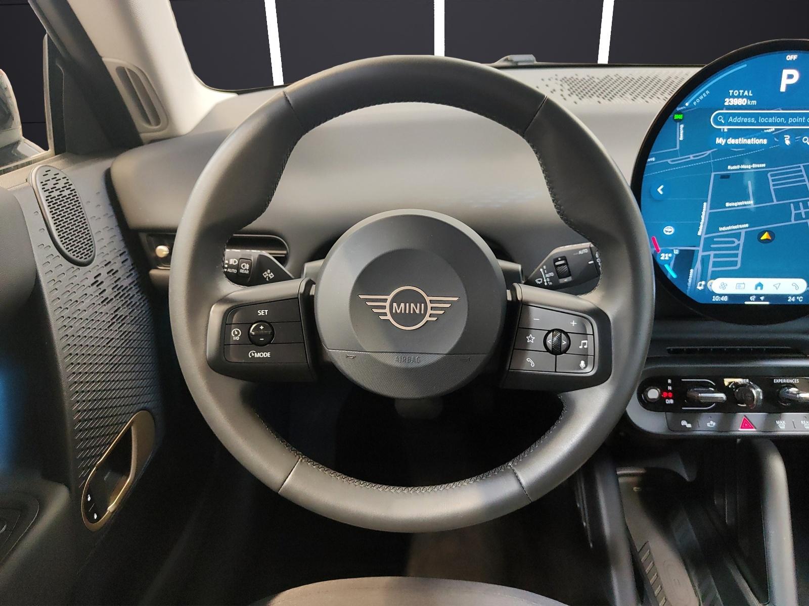 MINI J01 Cooper E Attraktiven Leasingzinssatz ab 0.9 % bei Abschluss einer BMW Fahrzeugversicherung.-image-11