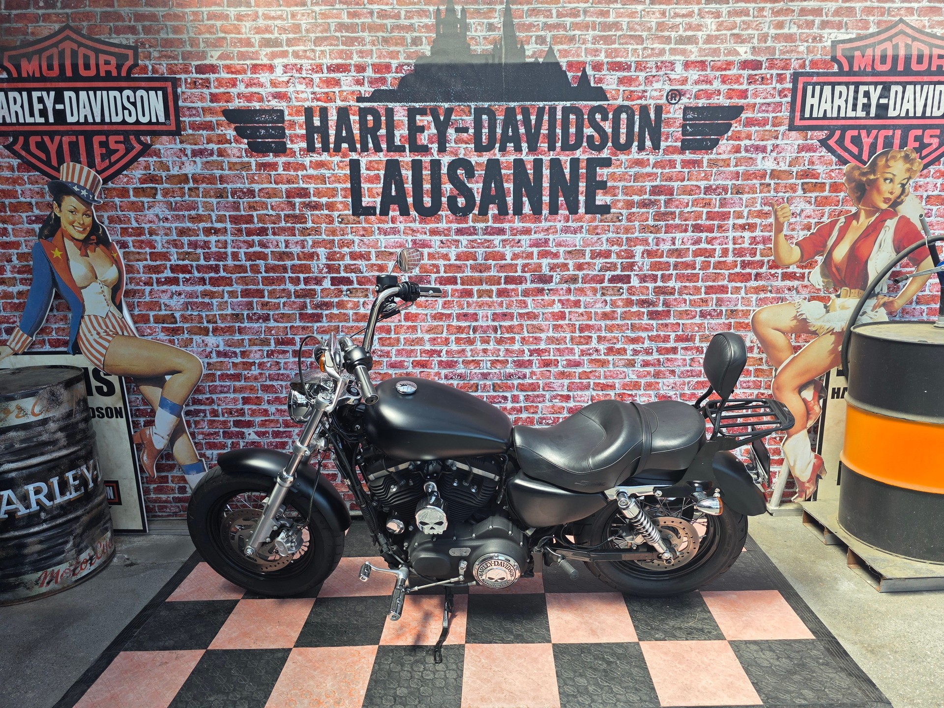 HARLEY-DAVIDSON XL 1200 CB Sportster Custom ABS-showroom-element-1