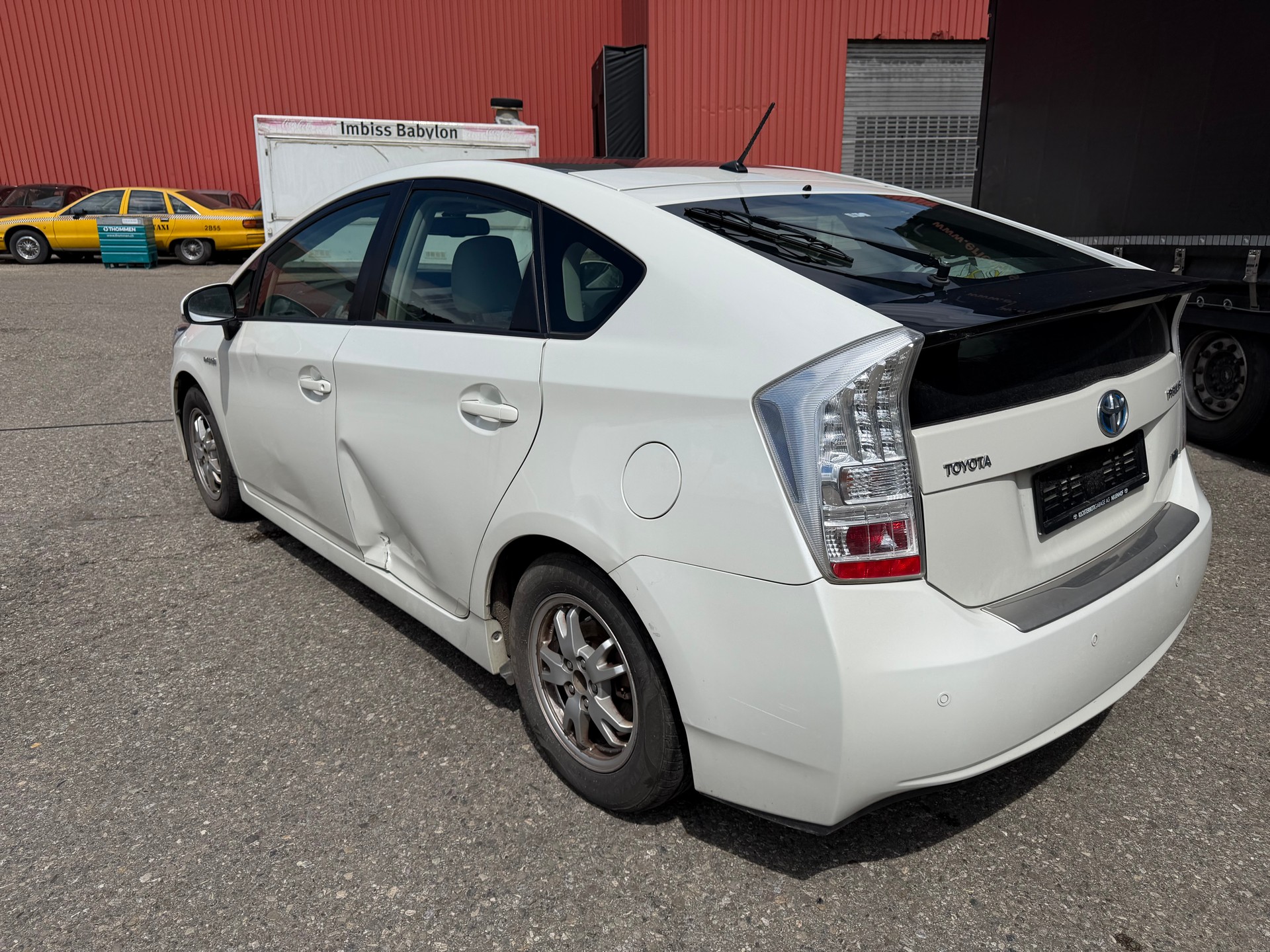 TOYOTA Prius 1.8 16V HSD Sol-image-4