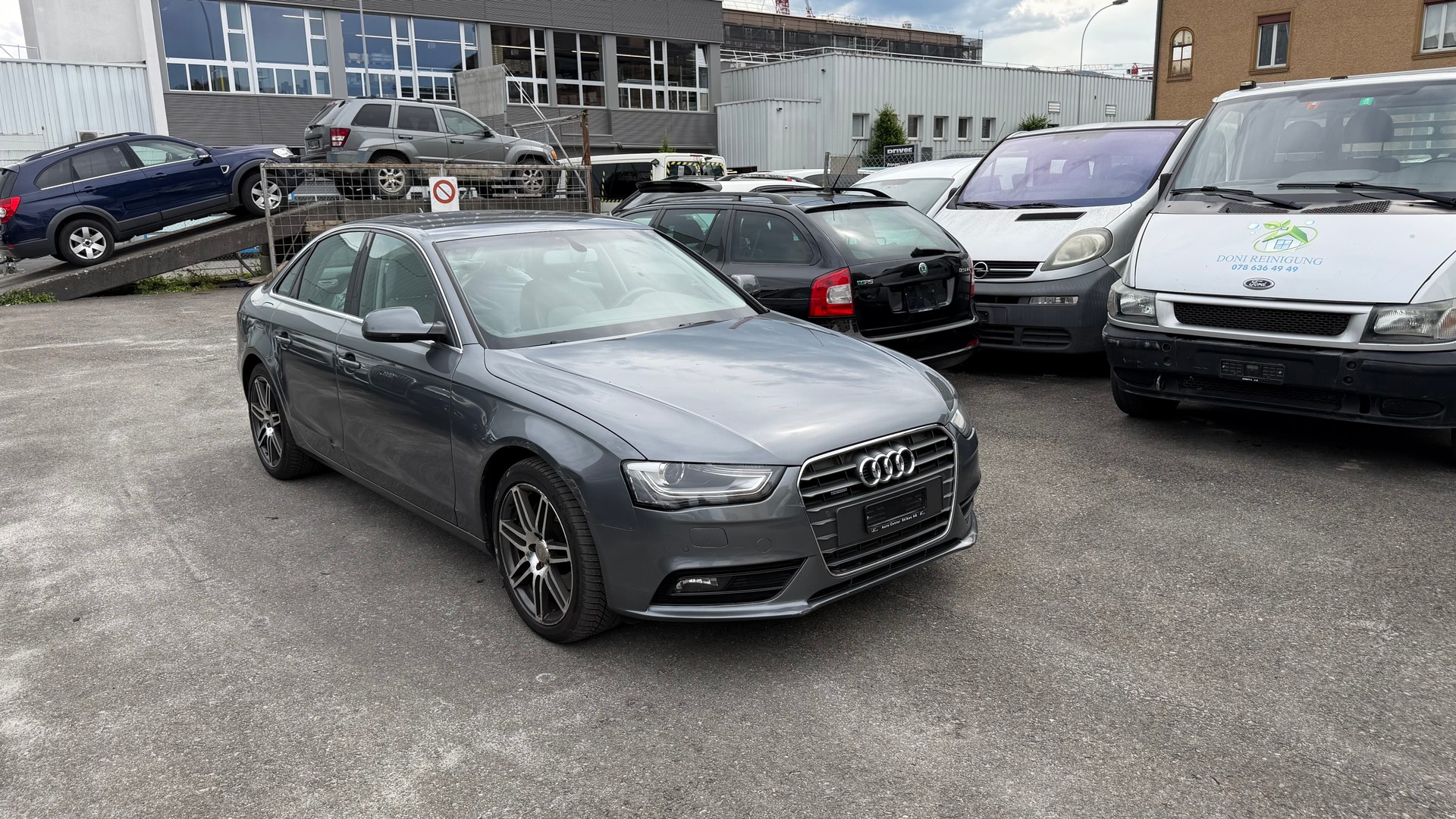 AUDI A4 Limousine 3.0 TDI quattro S-tronic-image-1