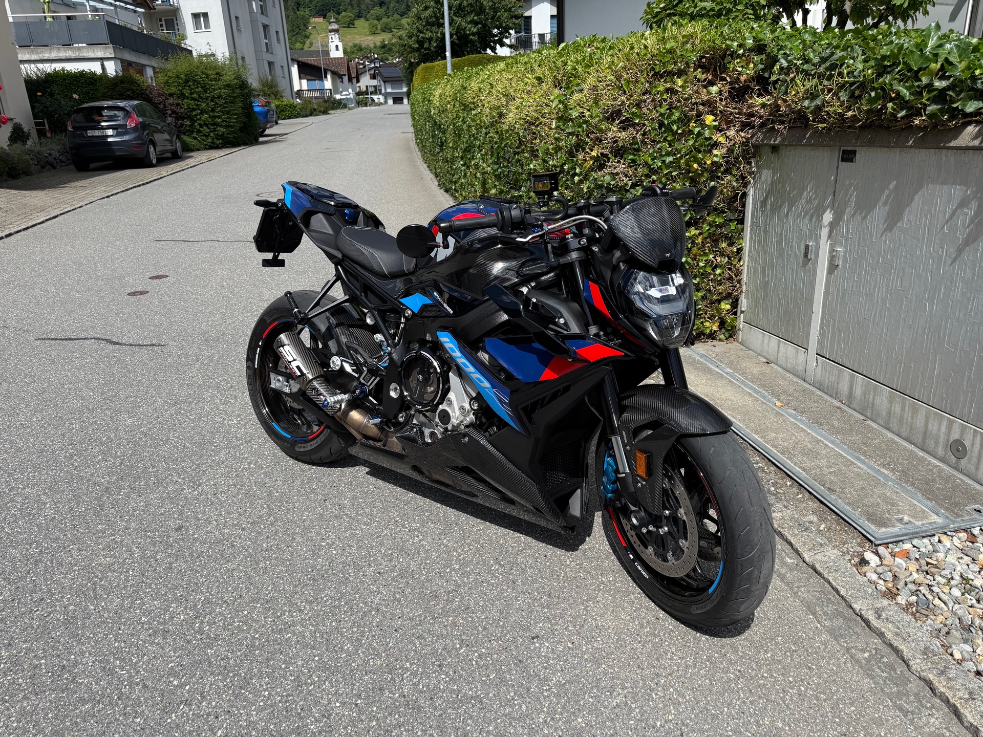 BMW M 1000 R Competition Carbon Paket Garantie & Service Inklusive -02 2027-image-1