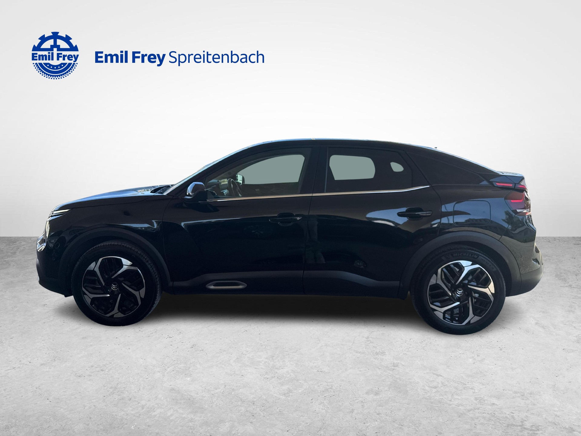 CITROEN C4 1.2 PureTech Shine-showroom-element-1
