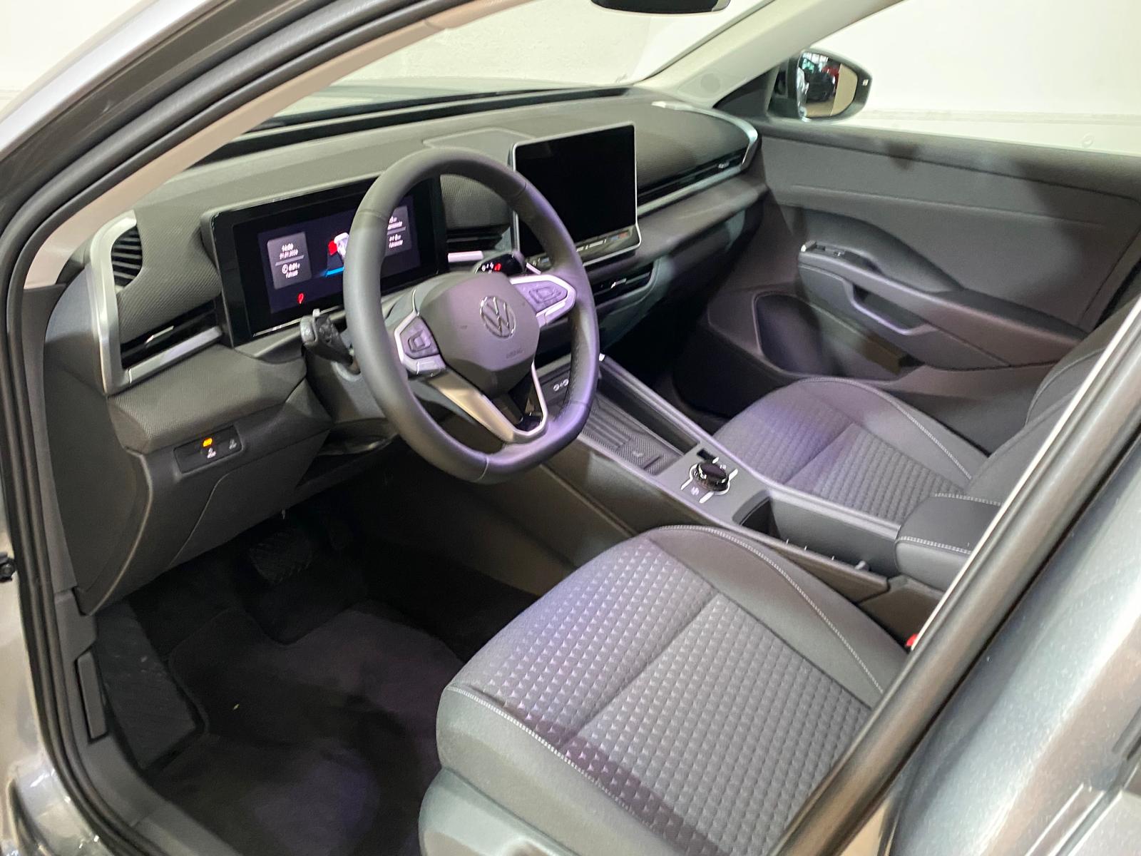 VW T-Roc 1.5 eTSI mHEV Trend DSG-image-7