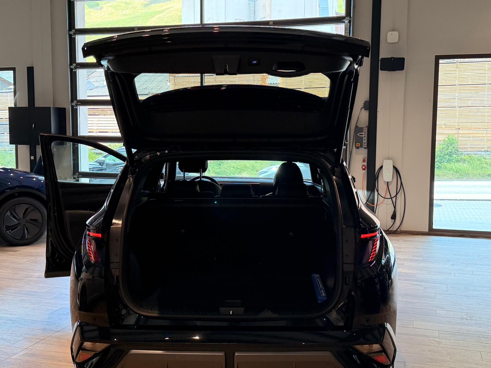 HYUNDAI Tucson 1.6 TGDI PHEV N-Line 4WD Vollausstattung 8-fach-image-23